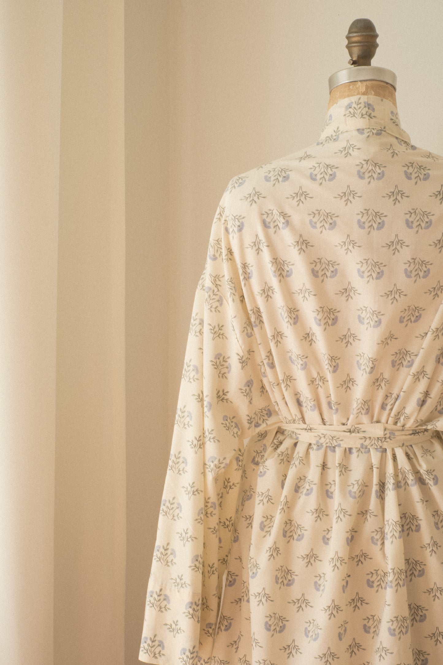 Handmade vintage cotton dressing gown ♡ bluebelle