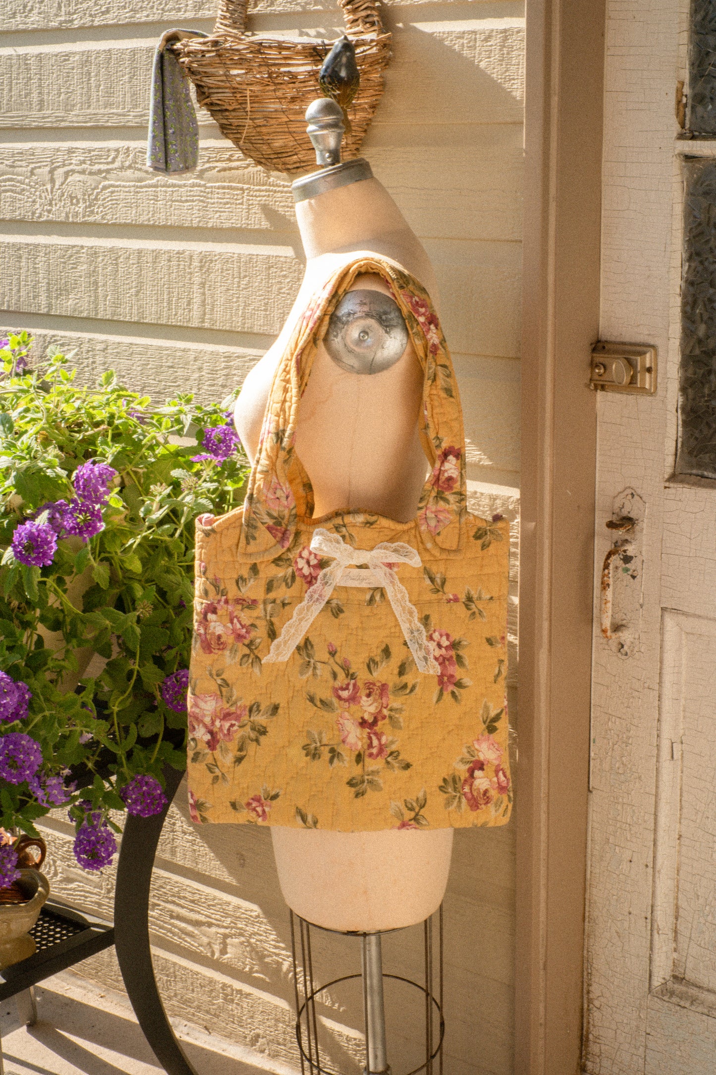 Handmade quilted mini tote bag - primrose