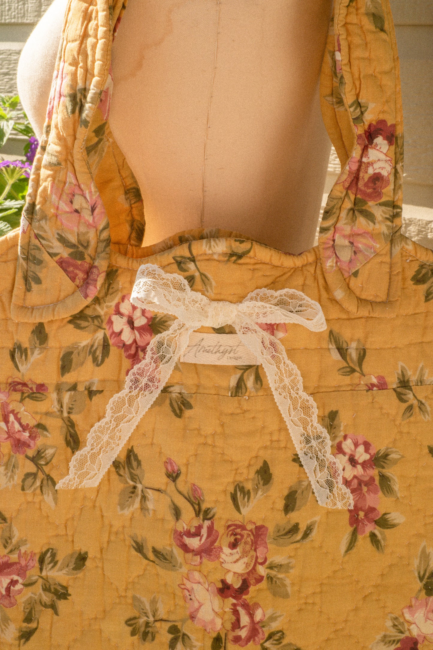 Handmade quilted mini tote bag - primrose