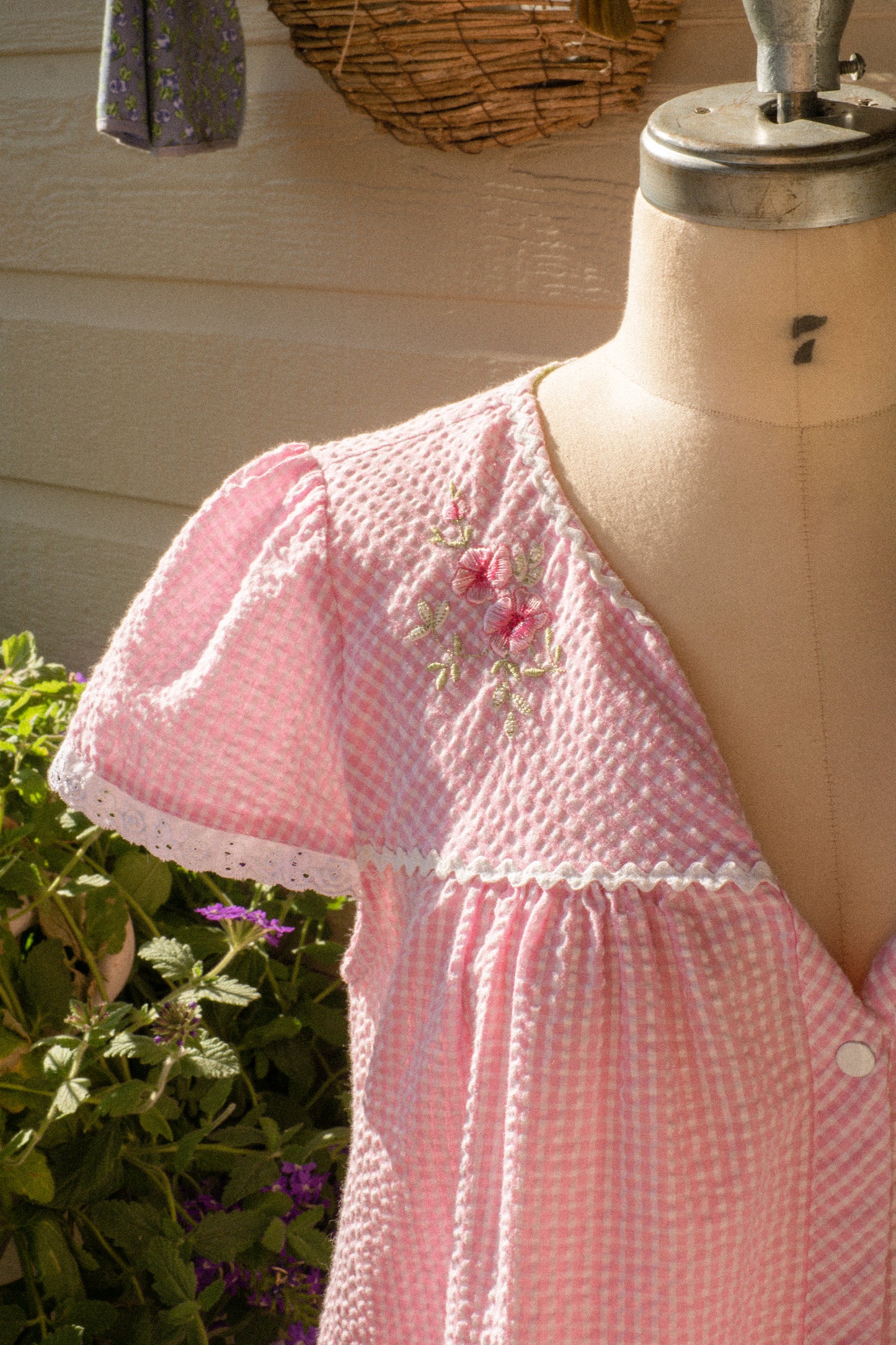 Vintage gingham embroidered ruffed nighty