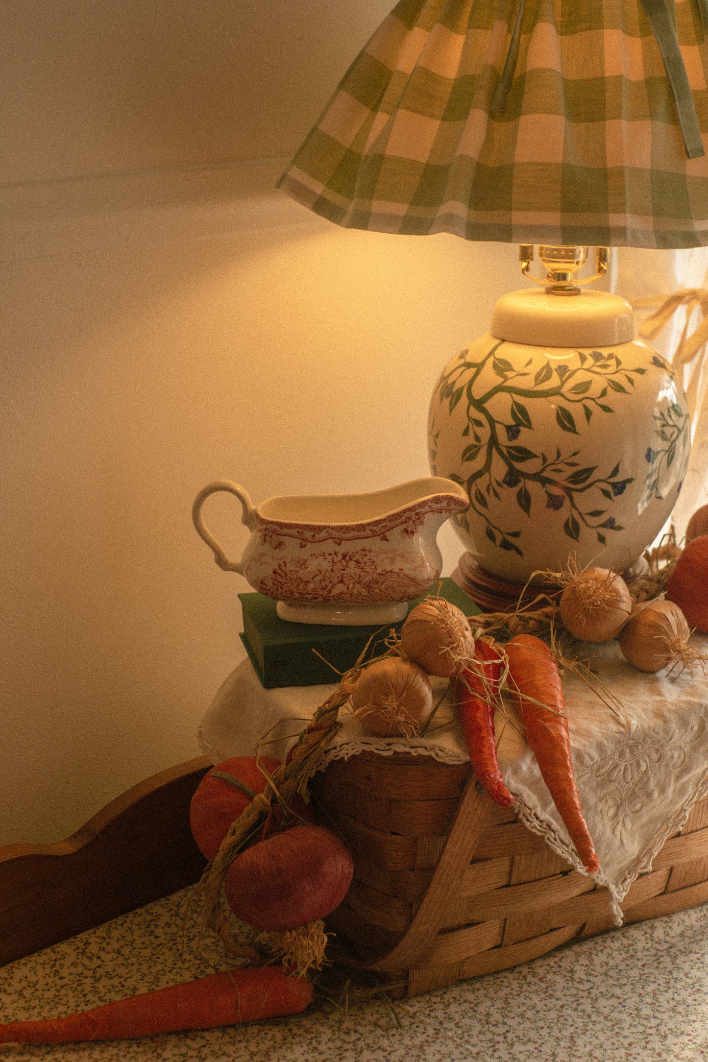 Vintage toile gravy boat