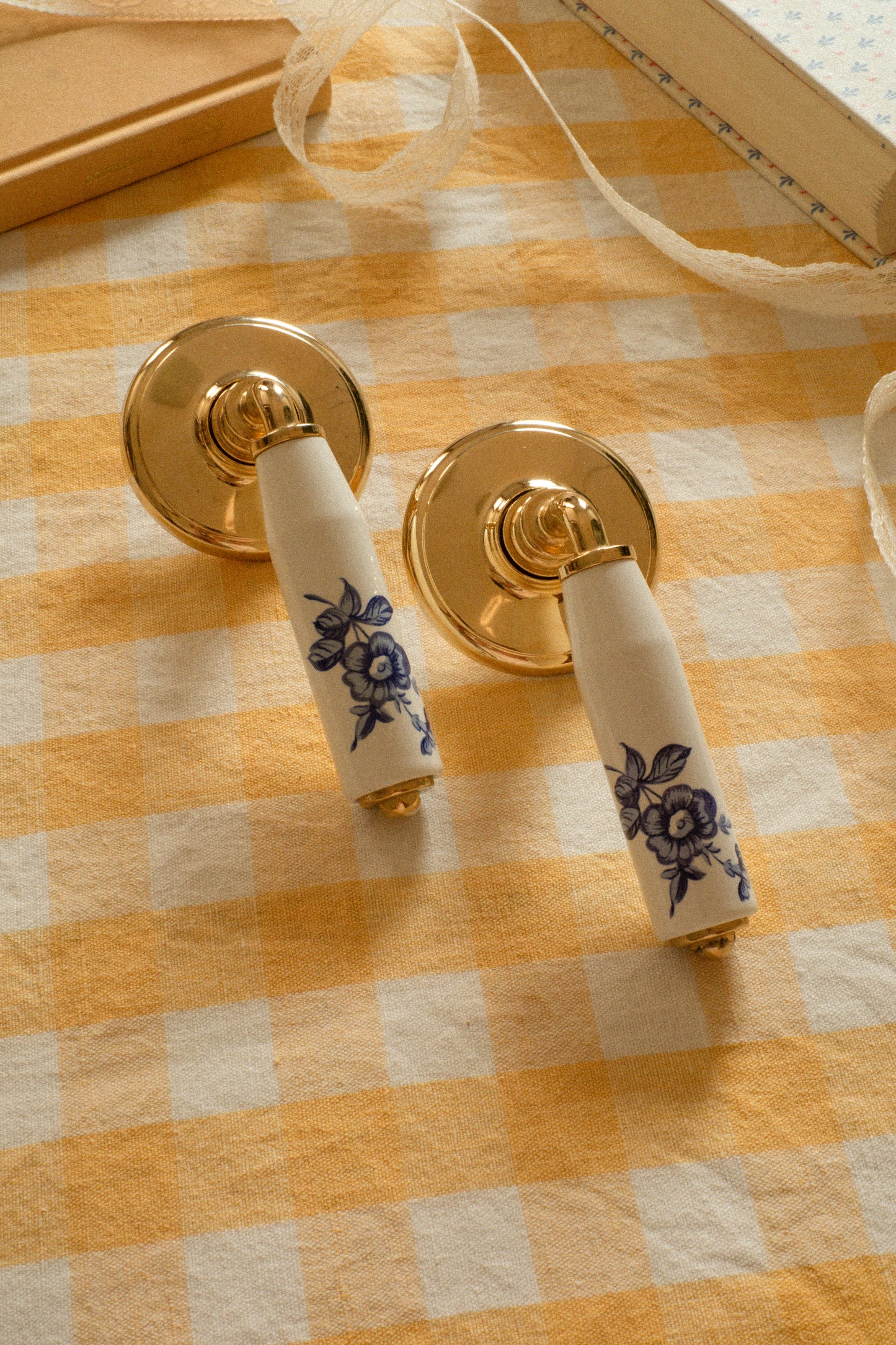 Vintage hand-painted porcelain door knob Set