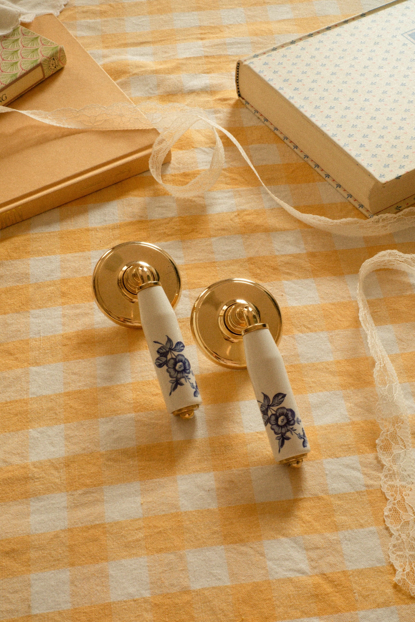 Vintage hand-painted porcelain door knob Set