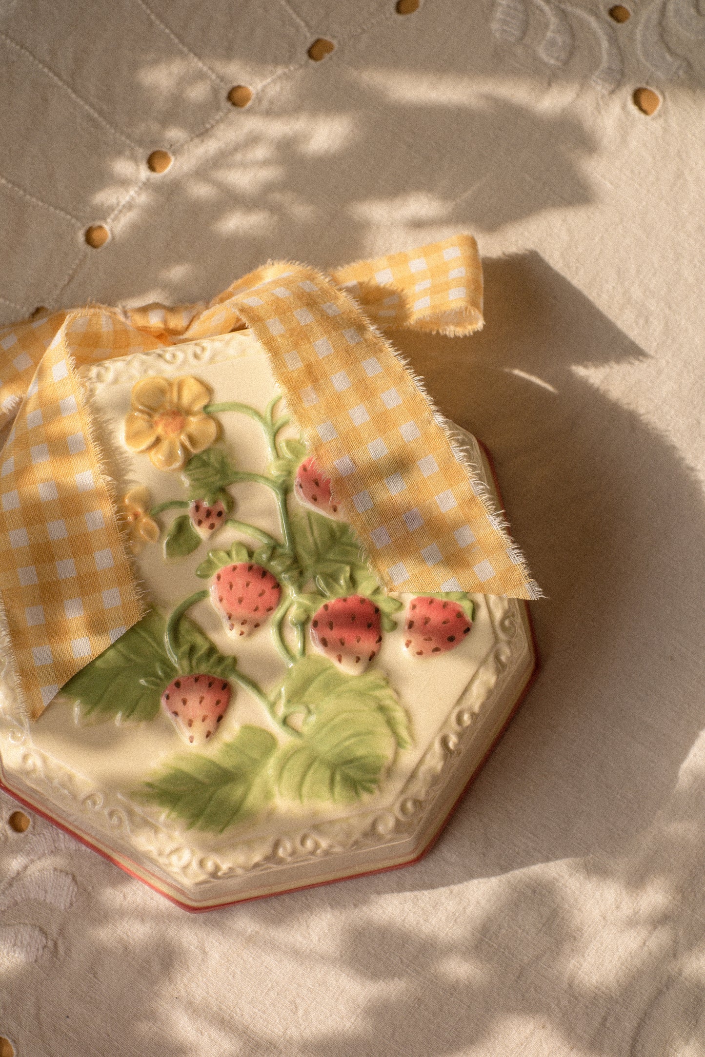 Vintage strawberry ceramic bow wall hanging