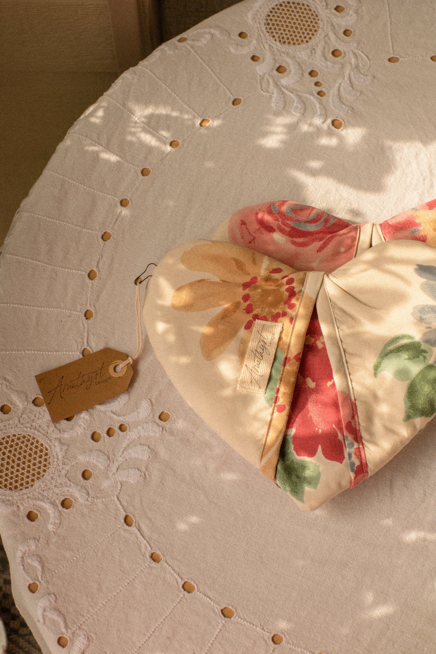 Handmade heart shaped oven mitt set - sunflower