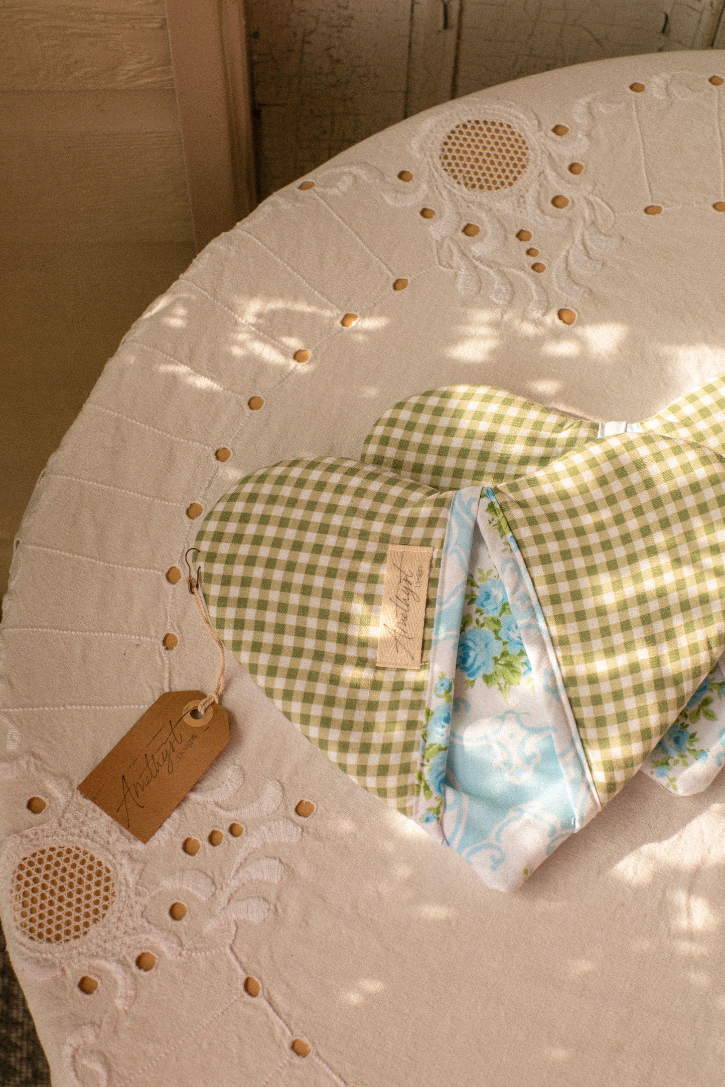 Handmade heart shaped oven mitt set - patchwork
