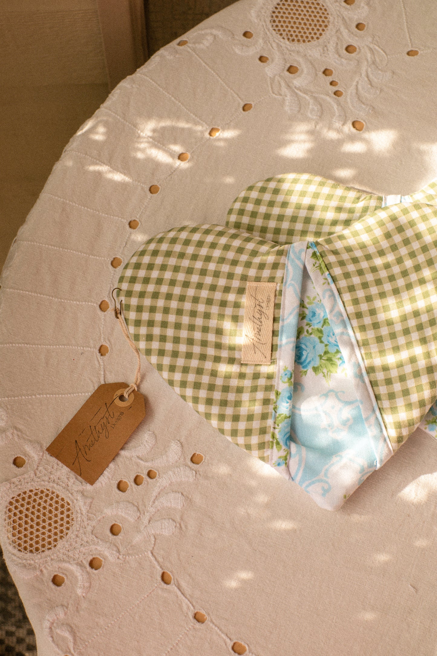 Handmade heart shaped oven mitt set - patchwork