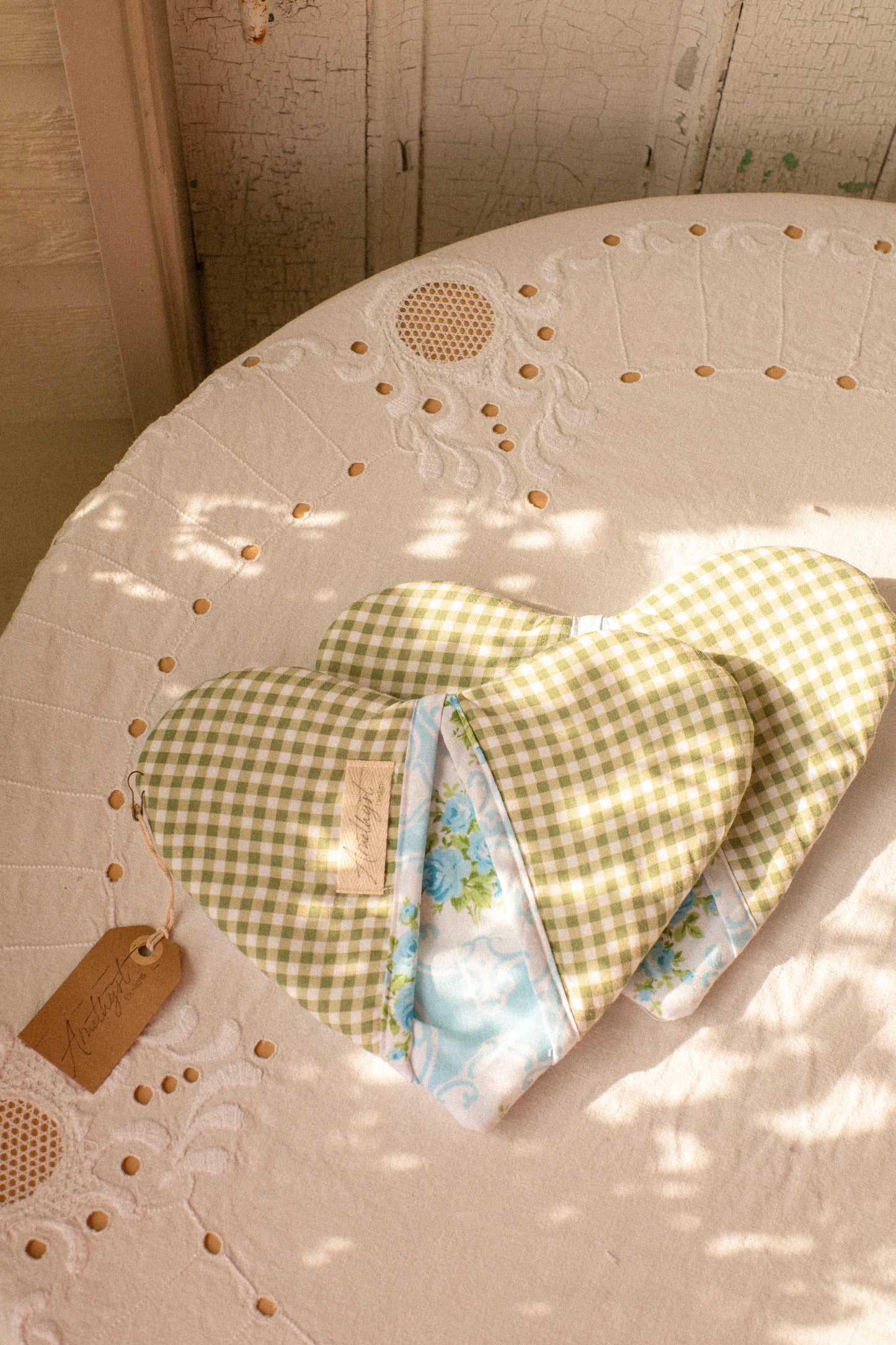 Handmade heart shaped oven mitt set - patchwork