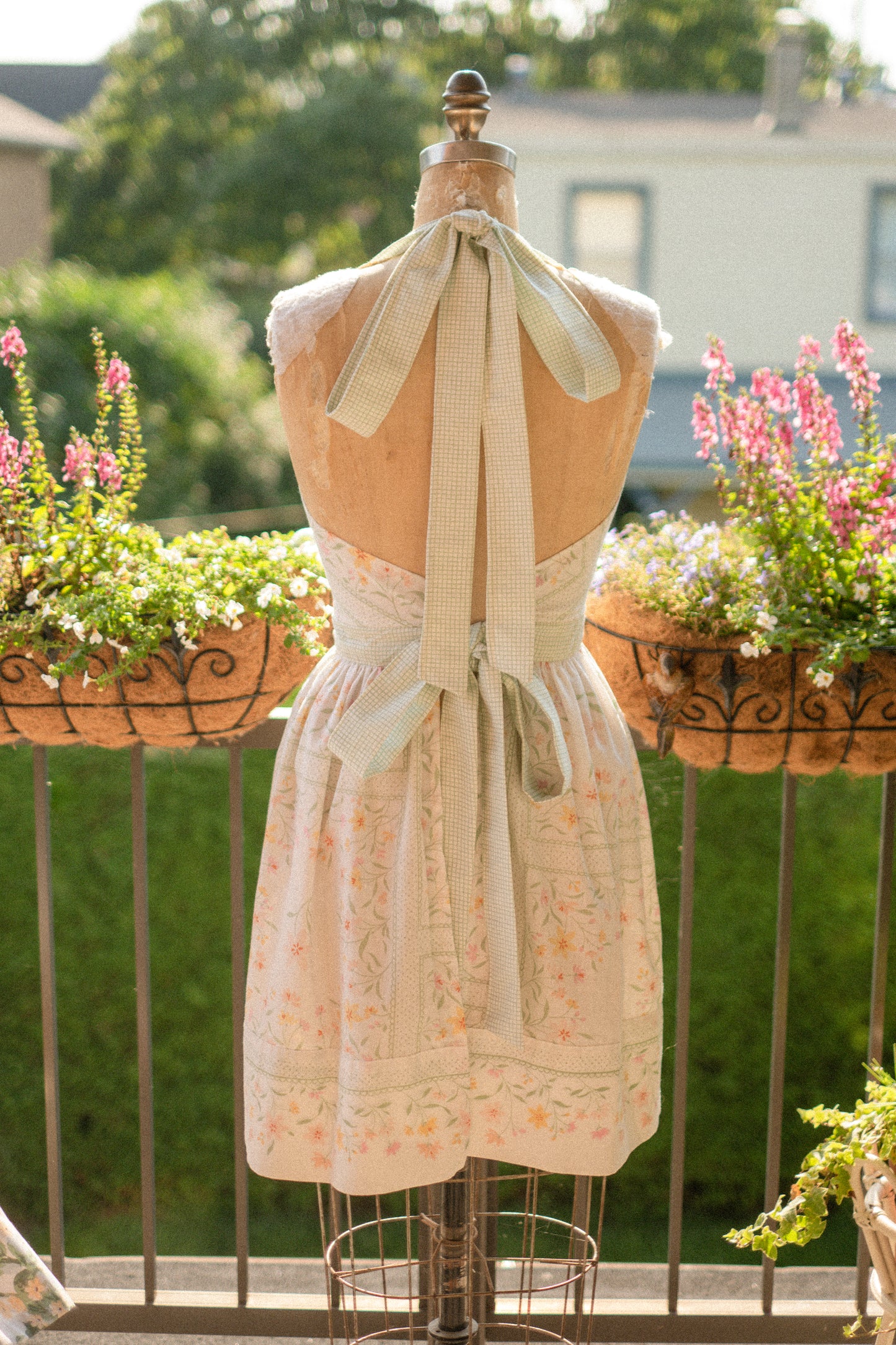 Handmade vintage apron set - morning dew
