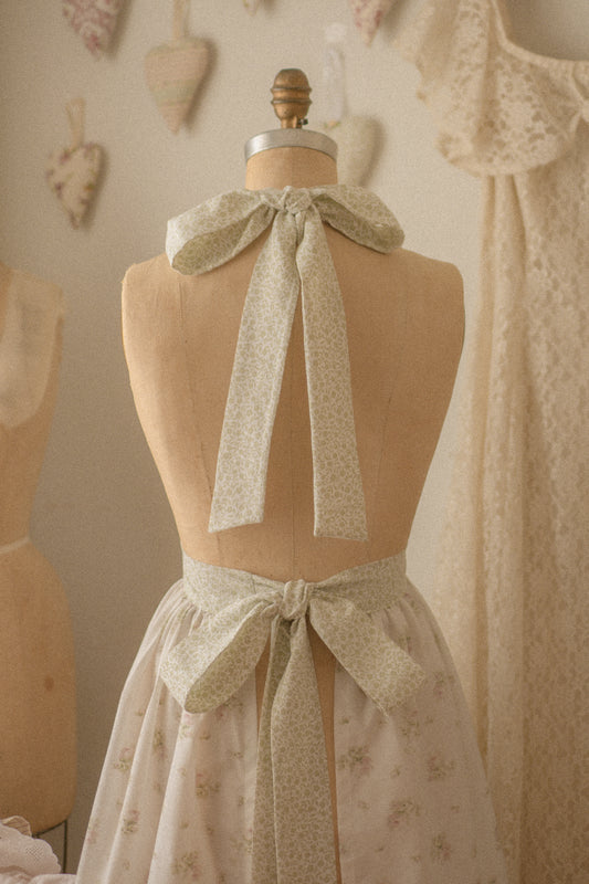 Handmade vintage inspired apron - Daphne