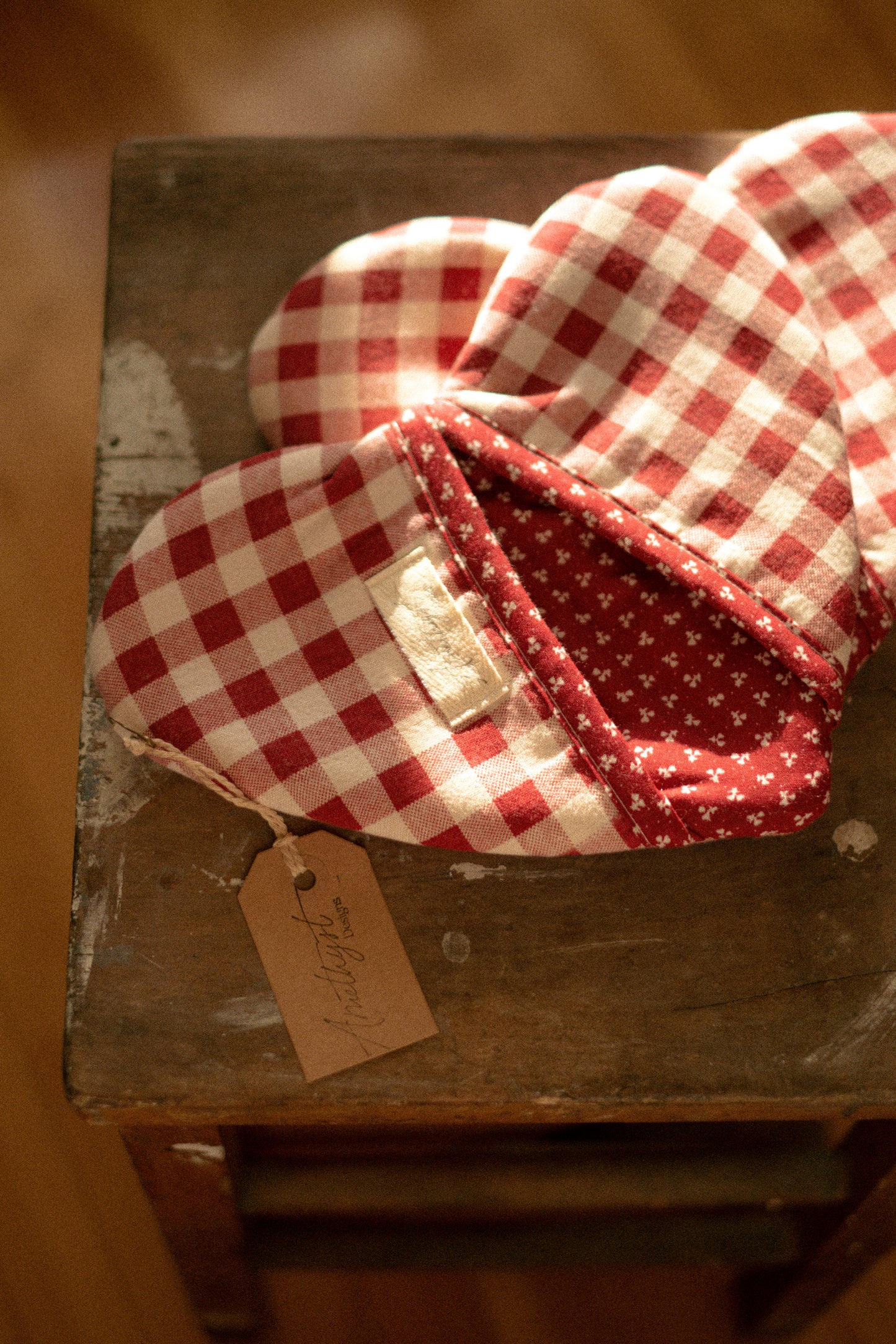 Handmade heart shaped oven mitt set - Apple🍎