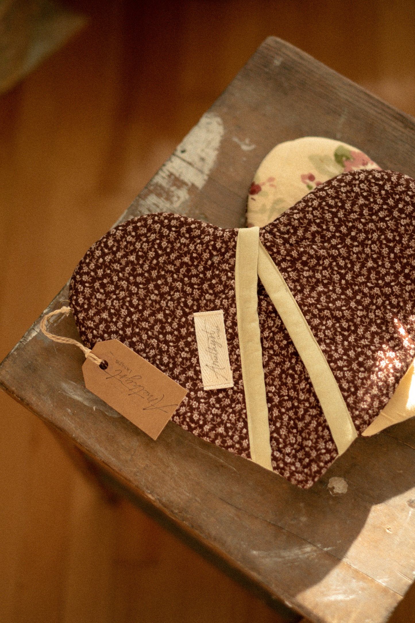 Handmade heart shaped oven mitt set - Cherry pie🥧