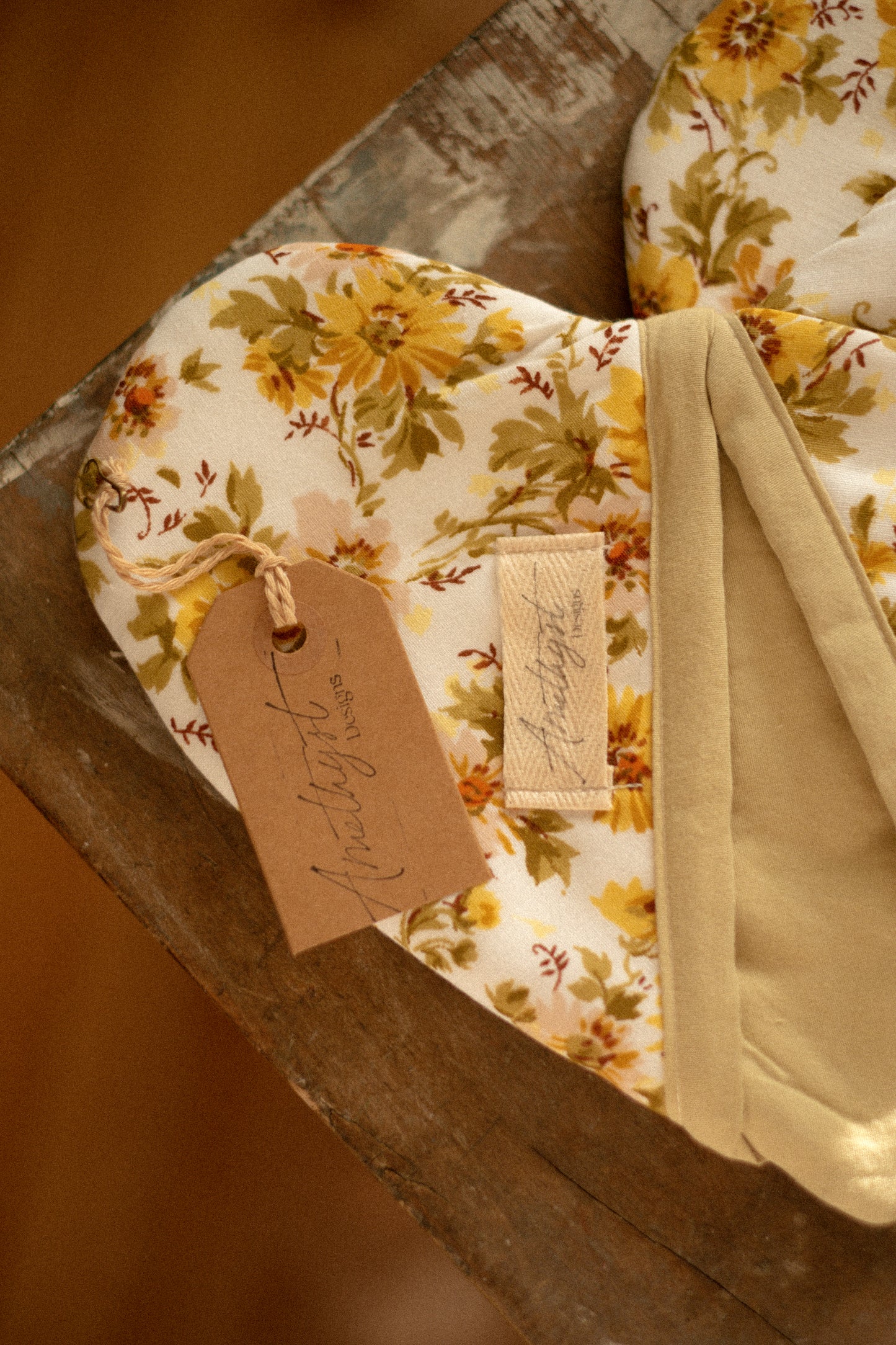 Handmade heart shaped oven mitt set - Sunflower🌻