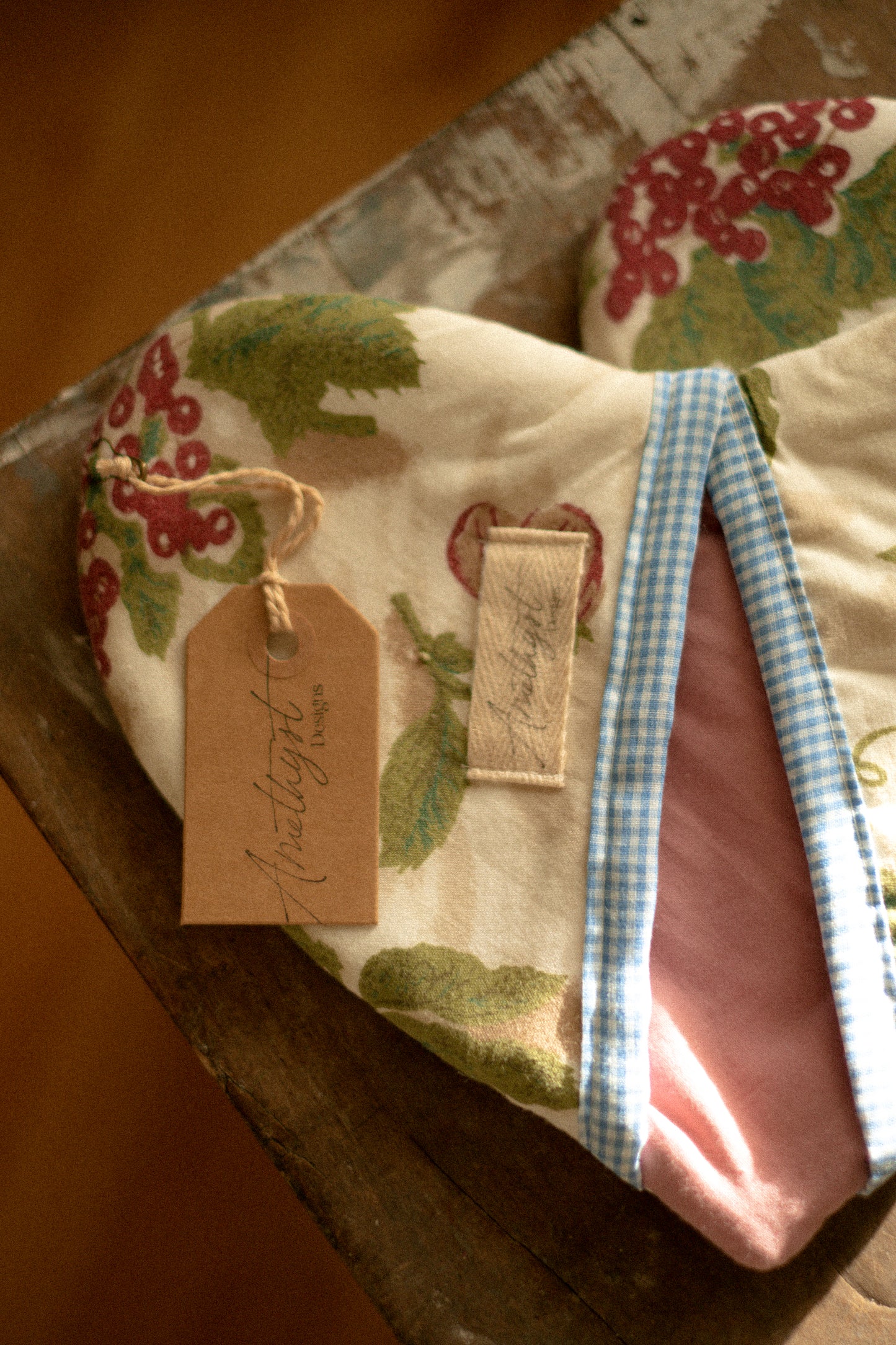 Handmade heart shaped oven mitt set - Orchard🍇