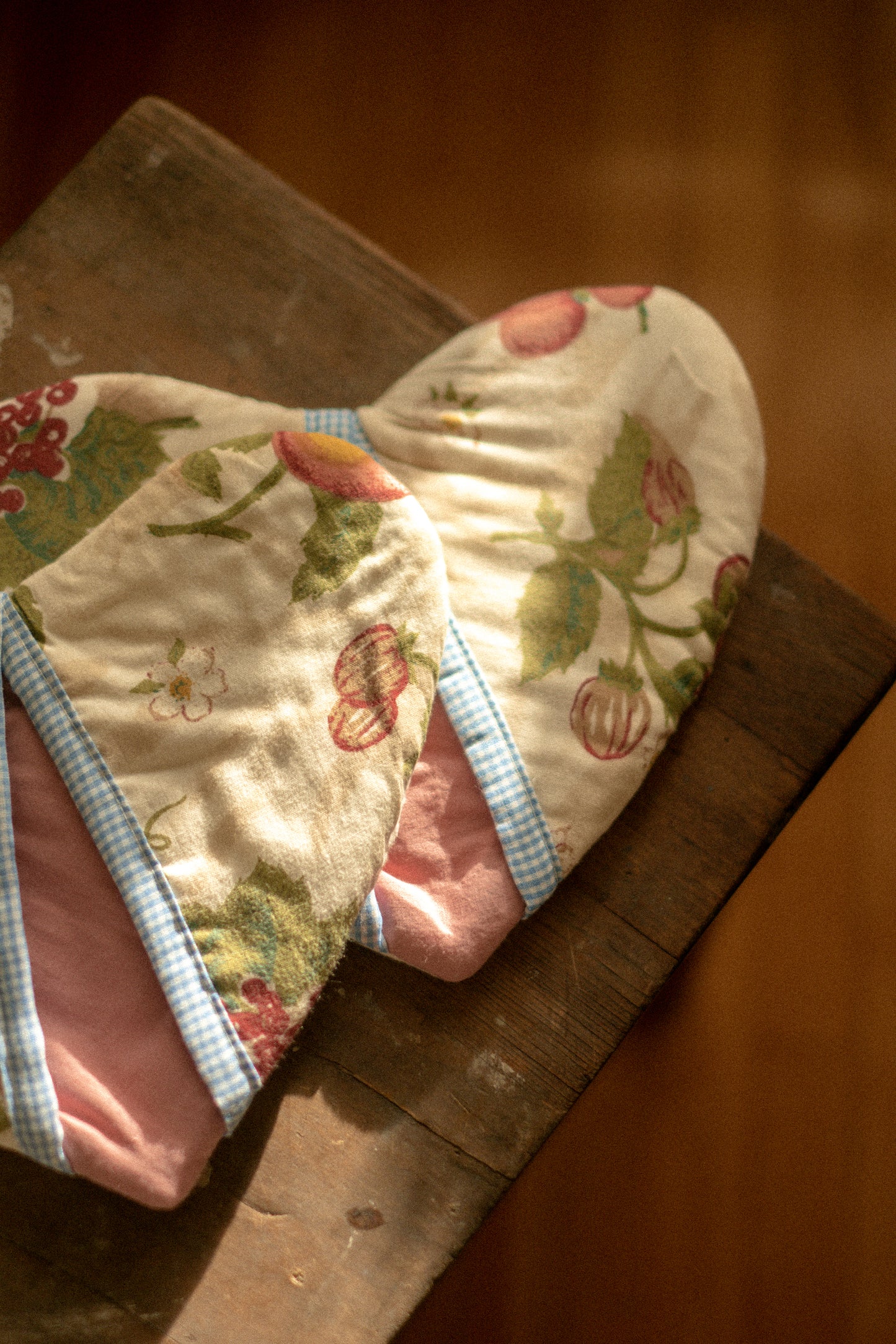 Handmade heart shaped oven mitt set - Orchard🍇