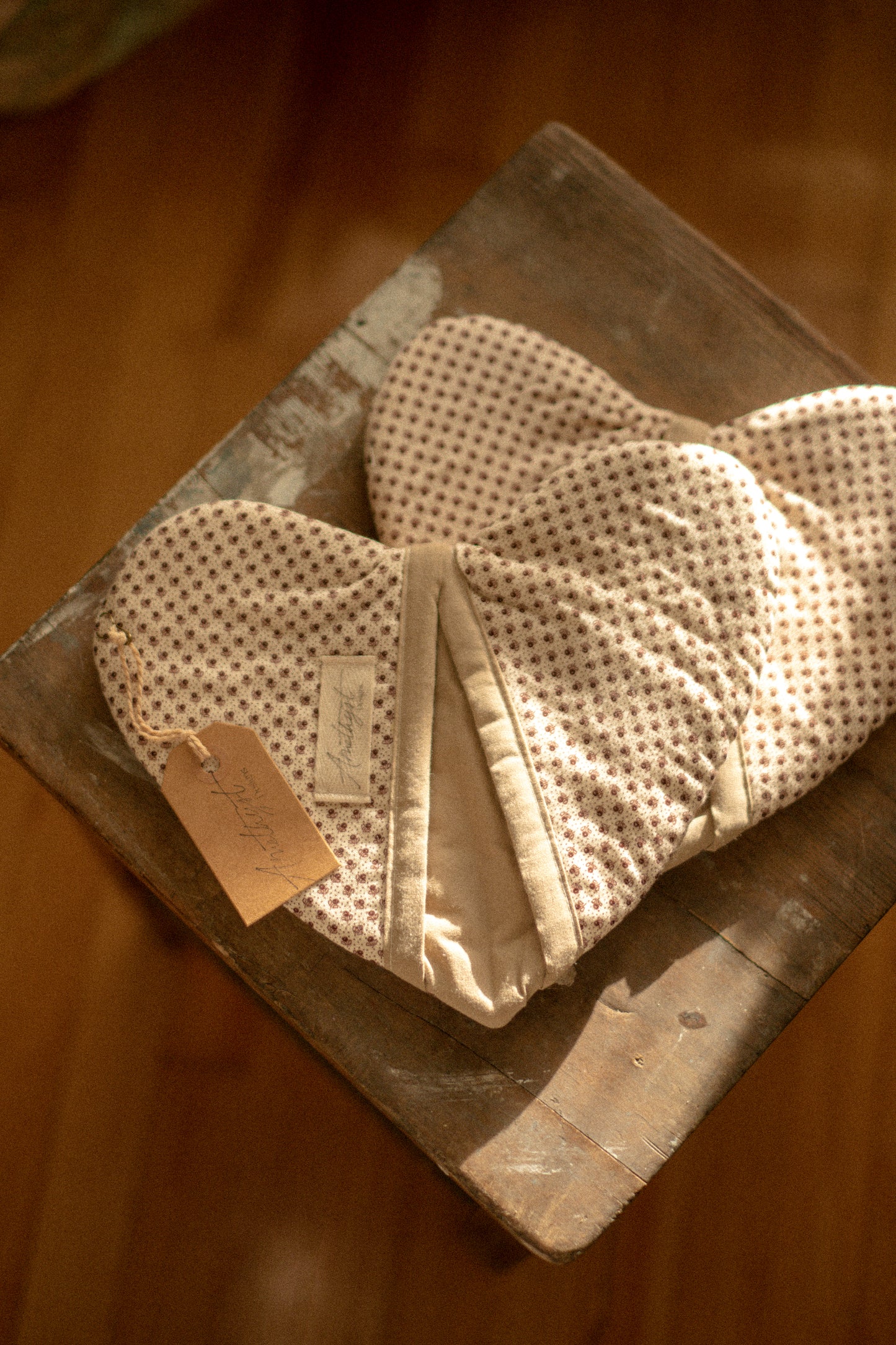 Handmade heart shaped oven mitt set - Coffee☕️