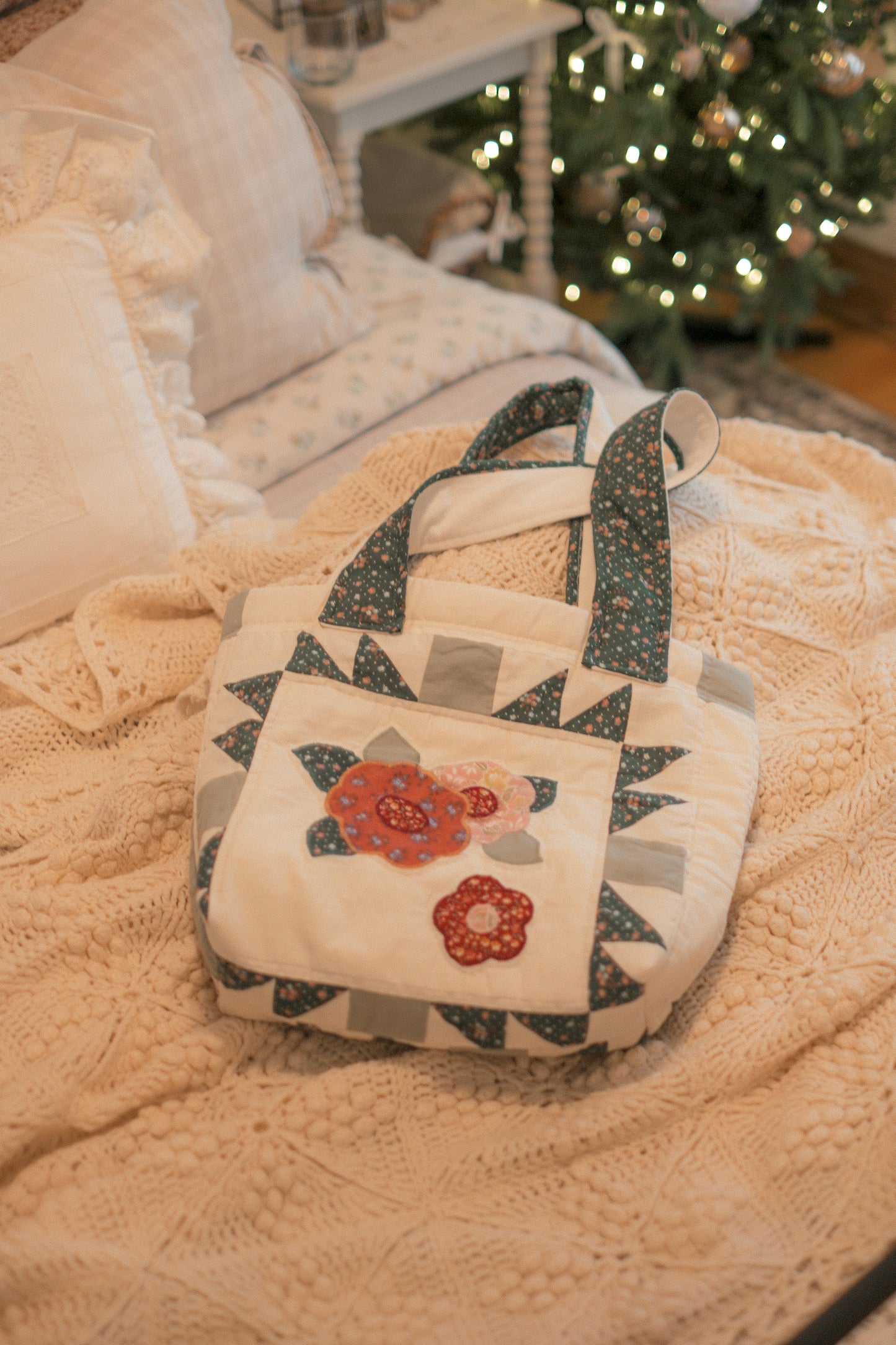 Handmade mini quilted tote bag - holly