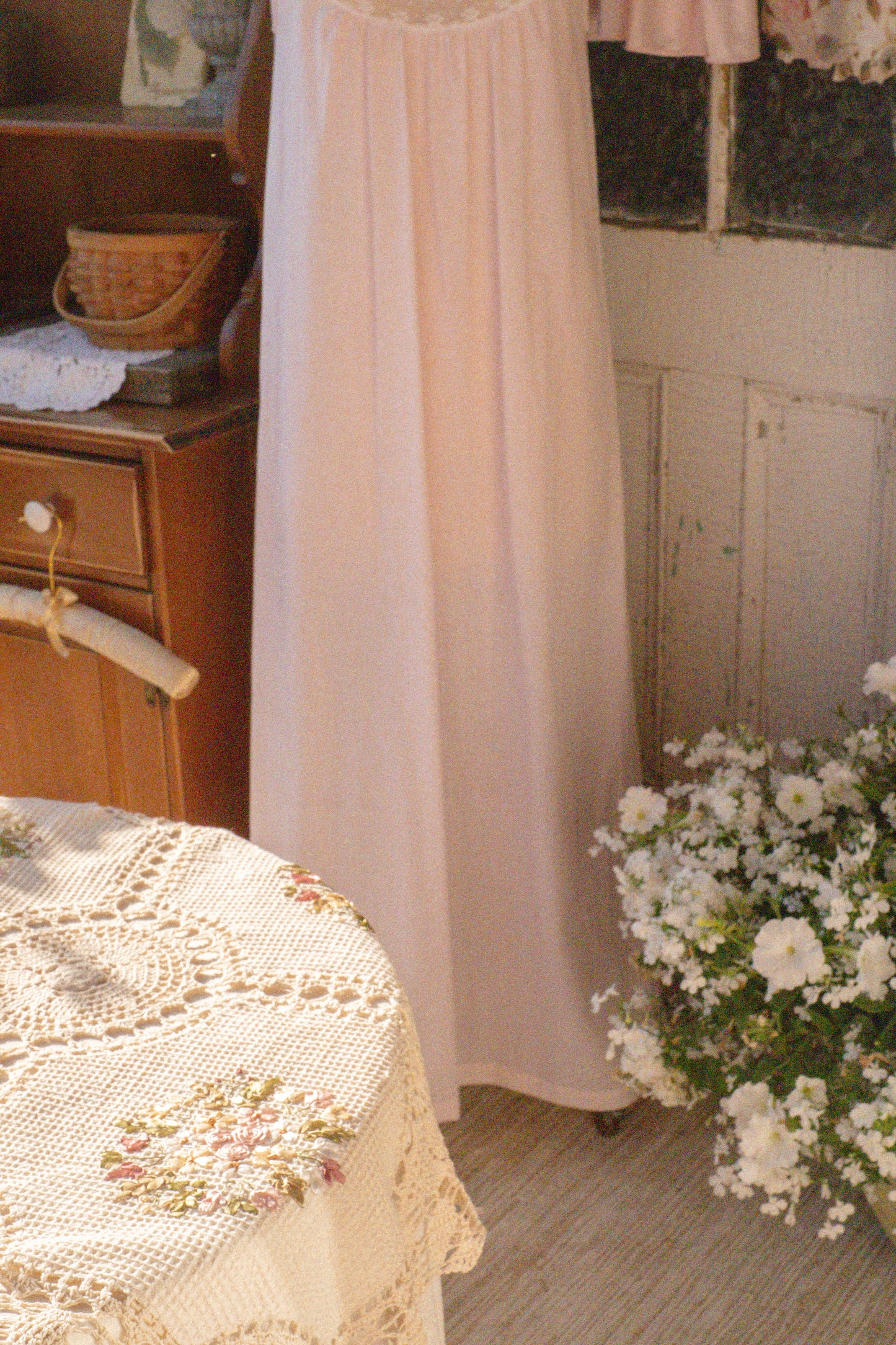 Vintage embroidered pink sleep dress