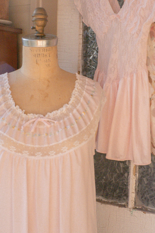 Vintage embroidered pink sleep dress