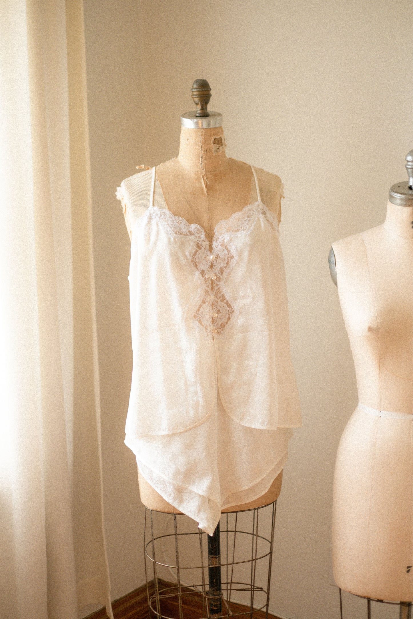 Vintage satin lace & pearl sleep set