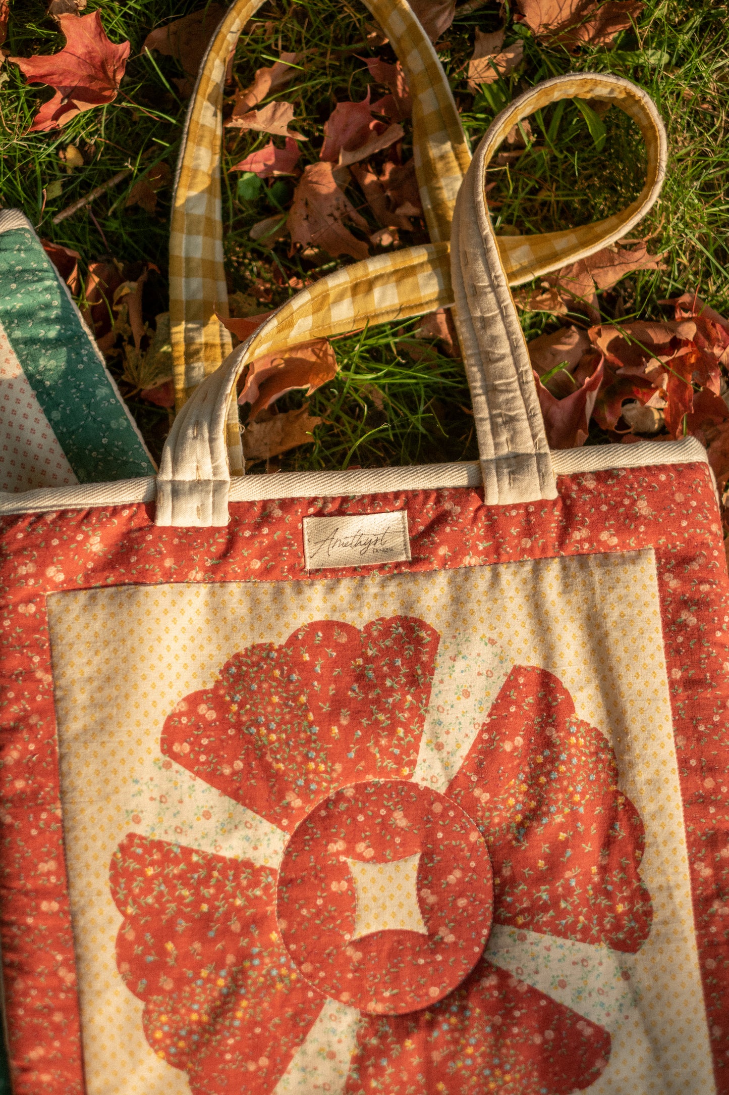 Handmade quilted mini tote bag - Chestnut