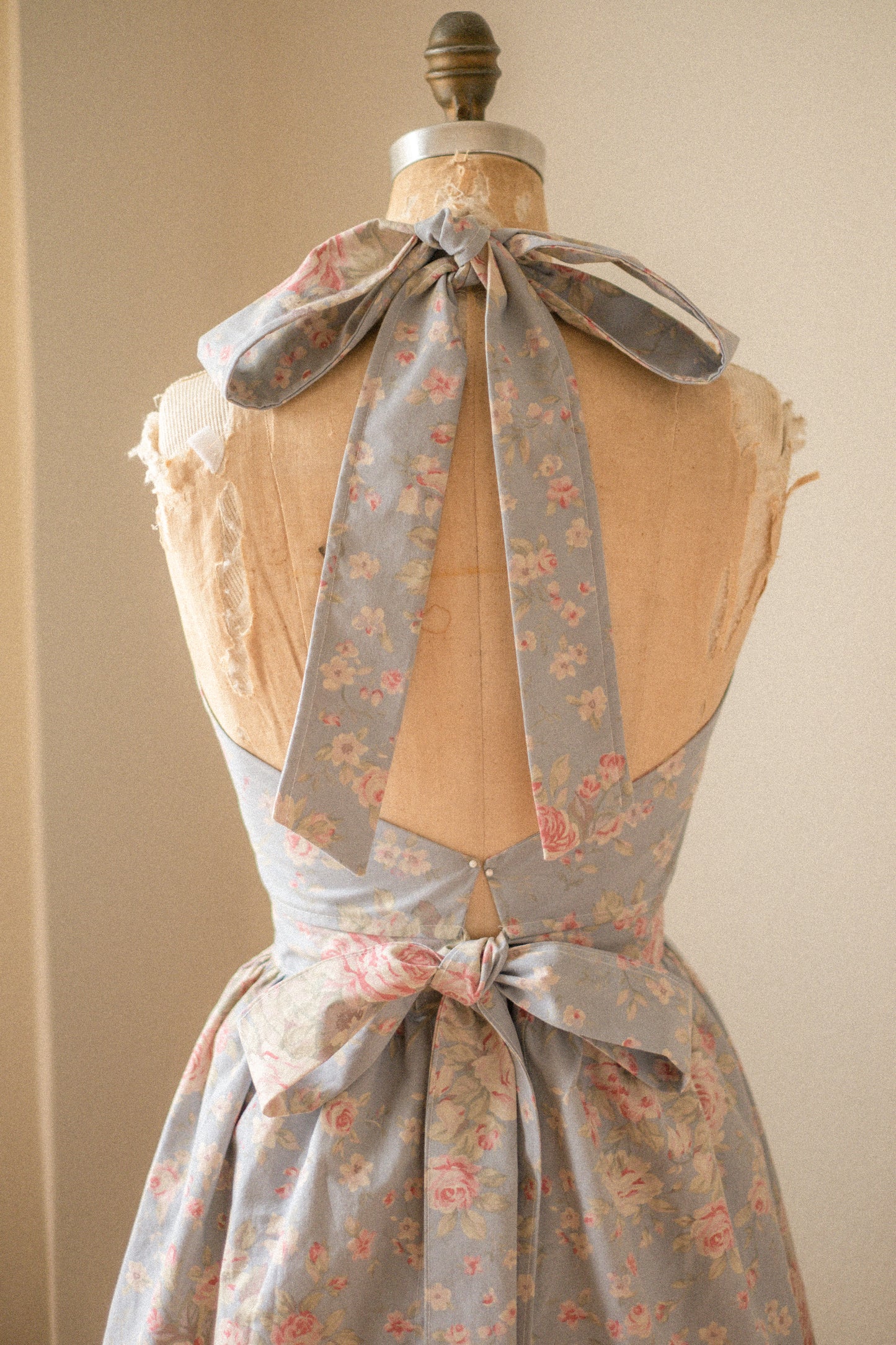 Handmade vintage inspired apron - violet