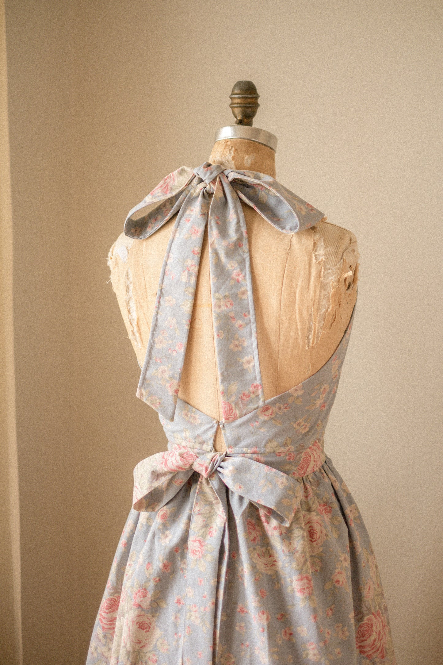 Handmade vintage inspired apron - violet