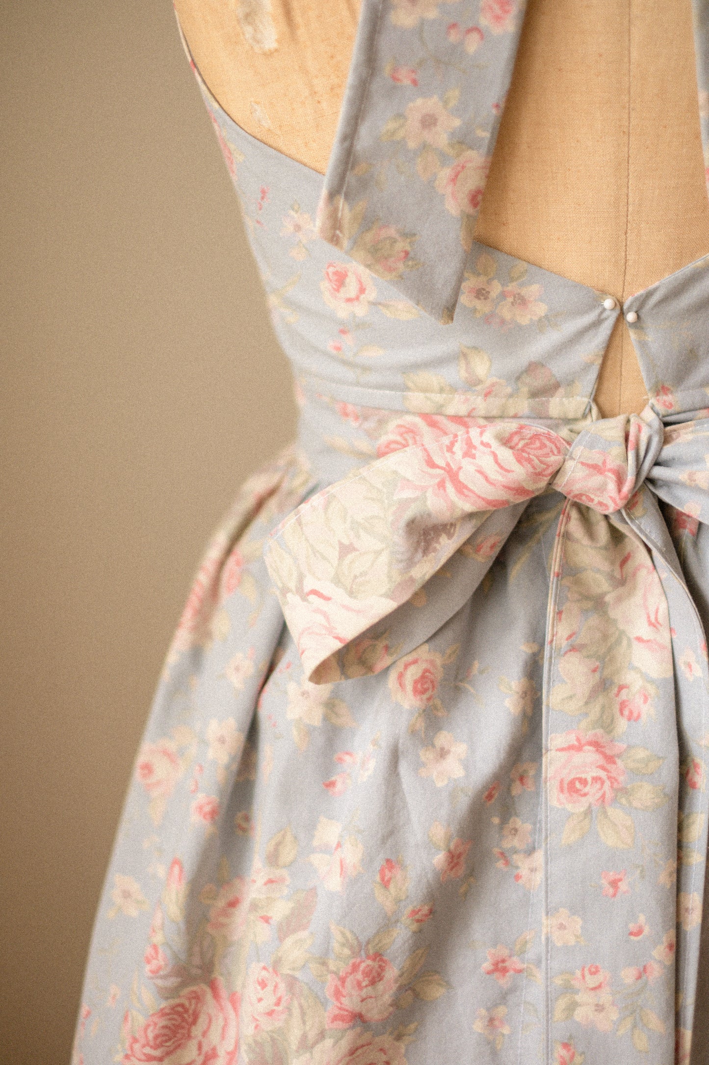 Handmade vintage inspired apron - violet