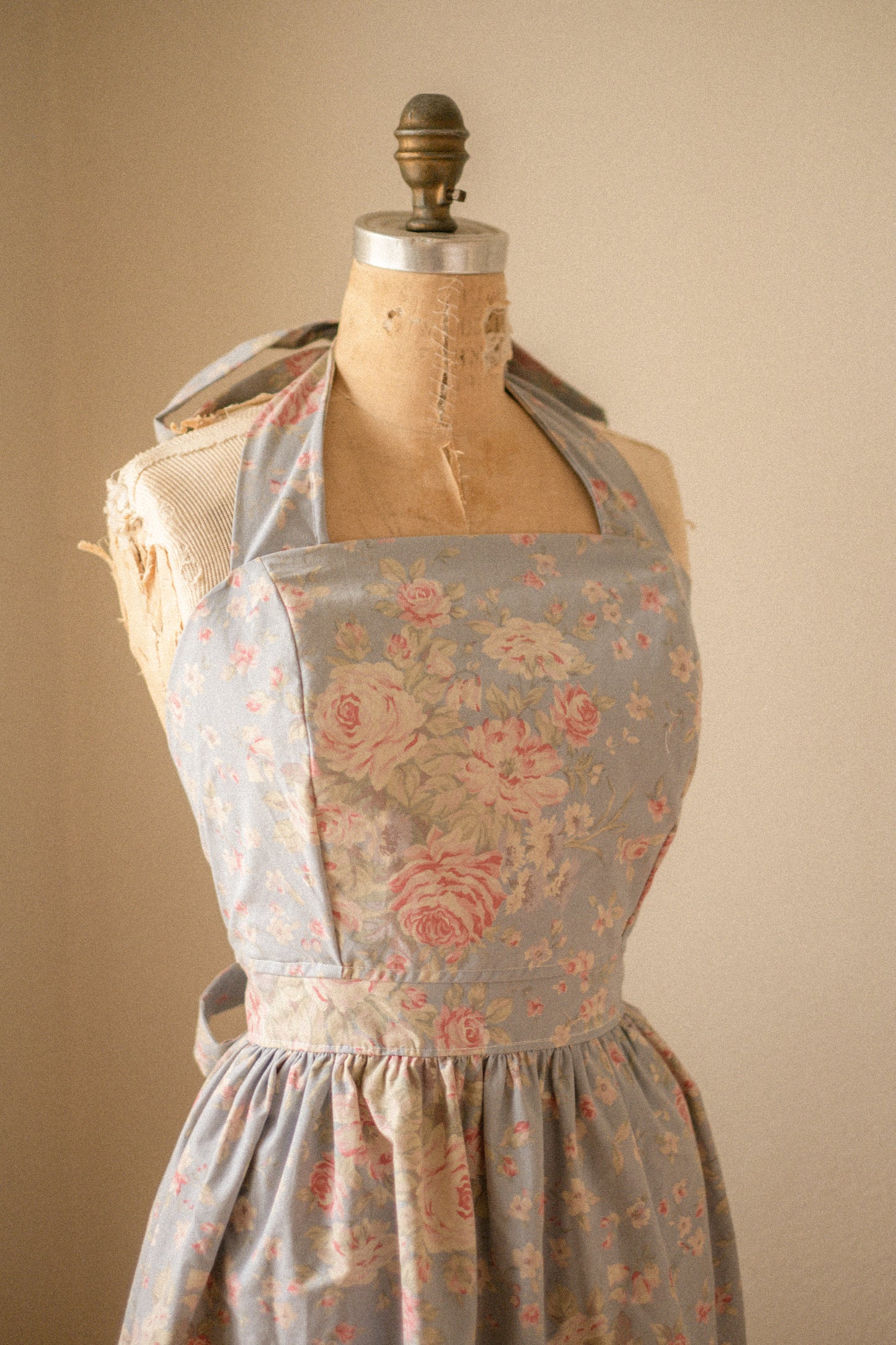 Handmade vintage inspired apron - violet