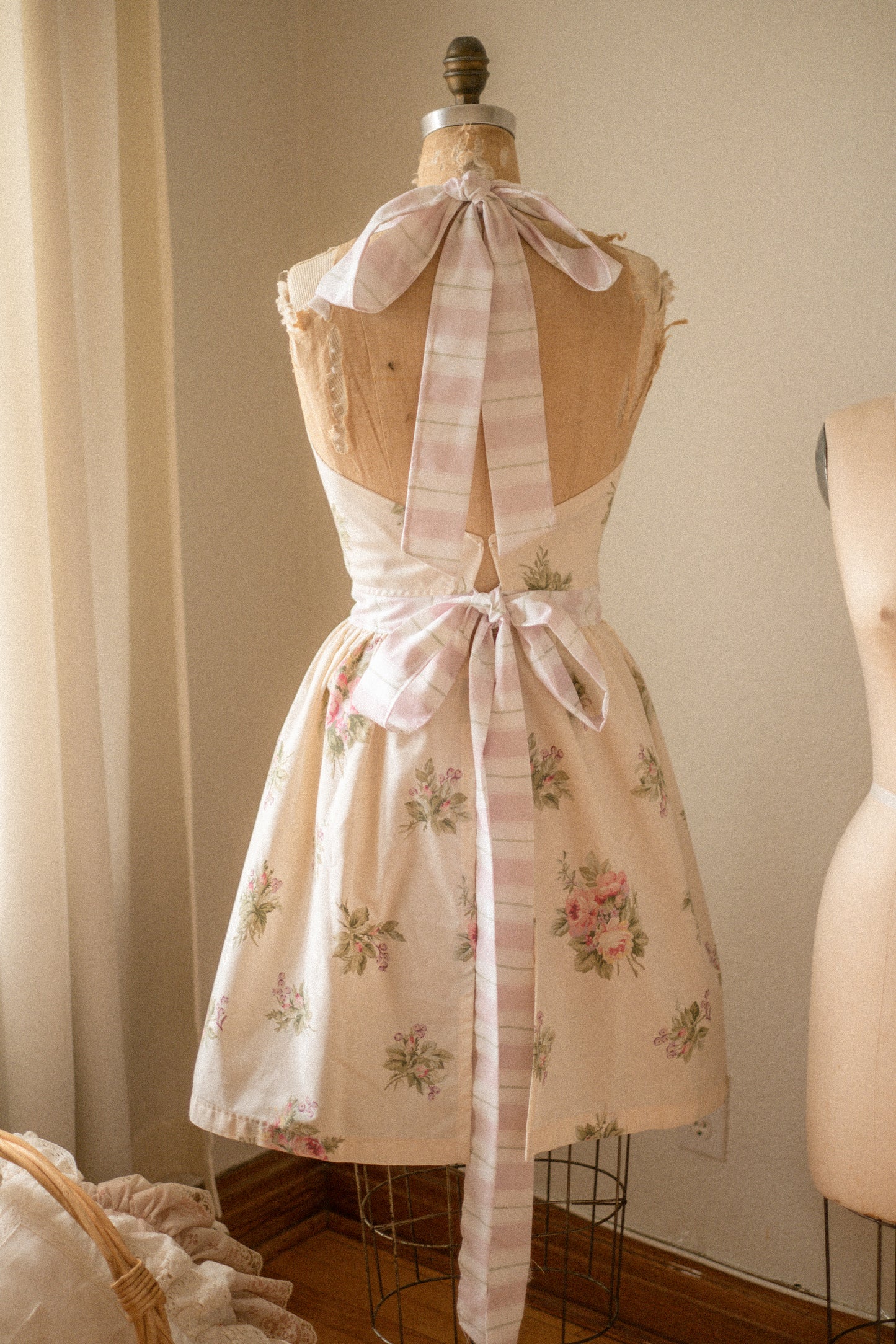 Handmade vintage inspired apron - ballerina