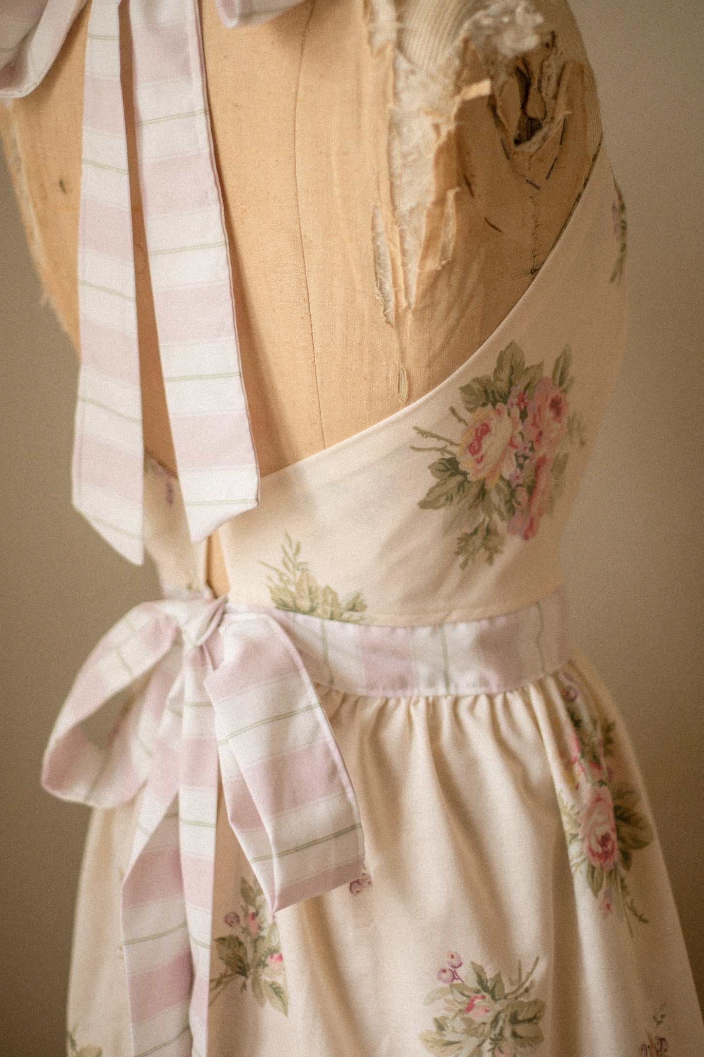 Handmade vintage inspired apron - ballerina