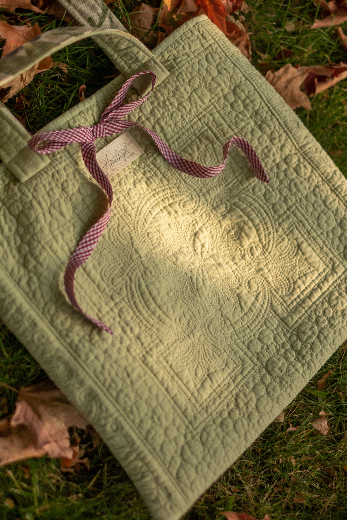 Handmade quilted mini tote bag - Mary Jane