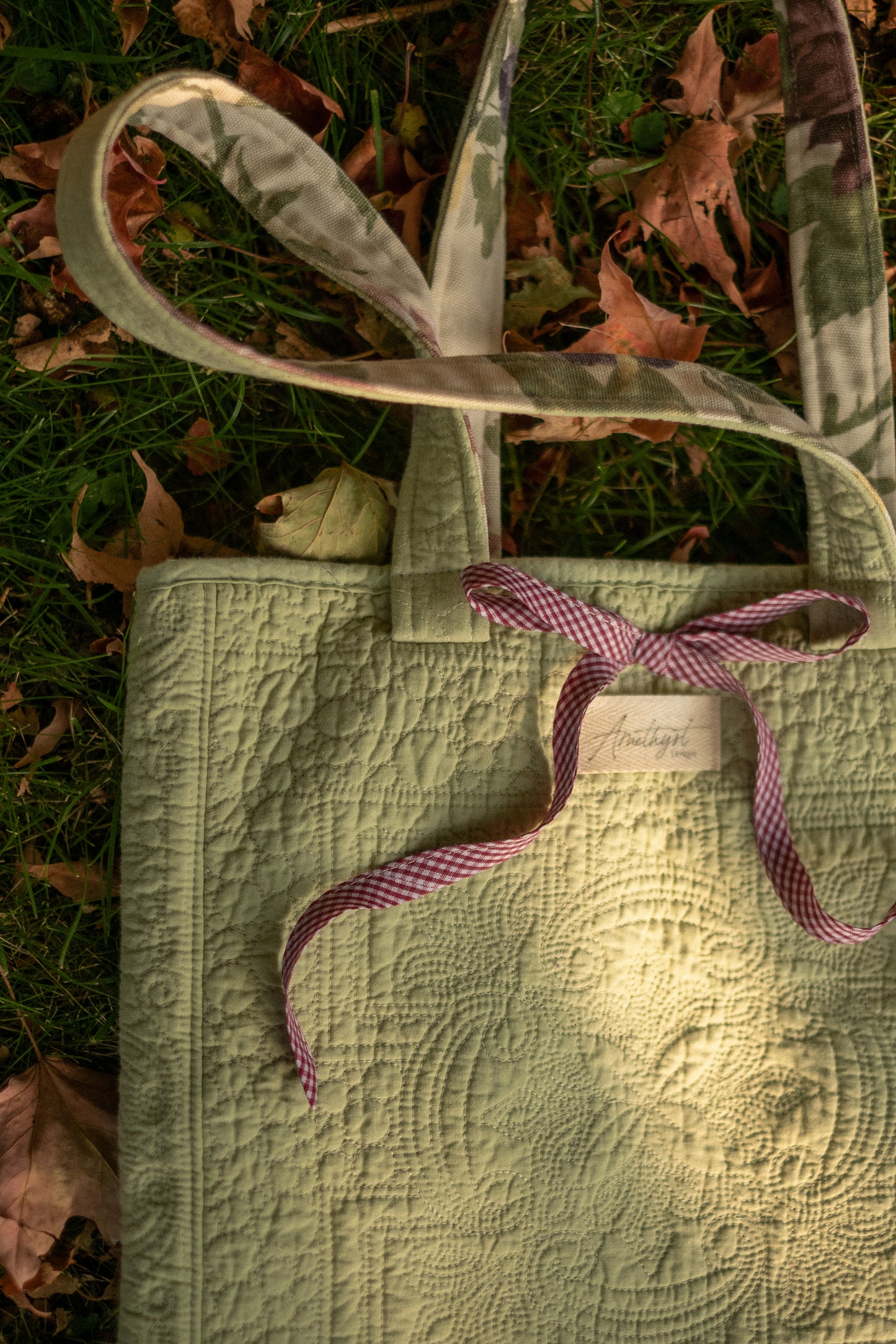 Handmade quilted mini tote bag - Mary Jane