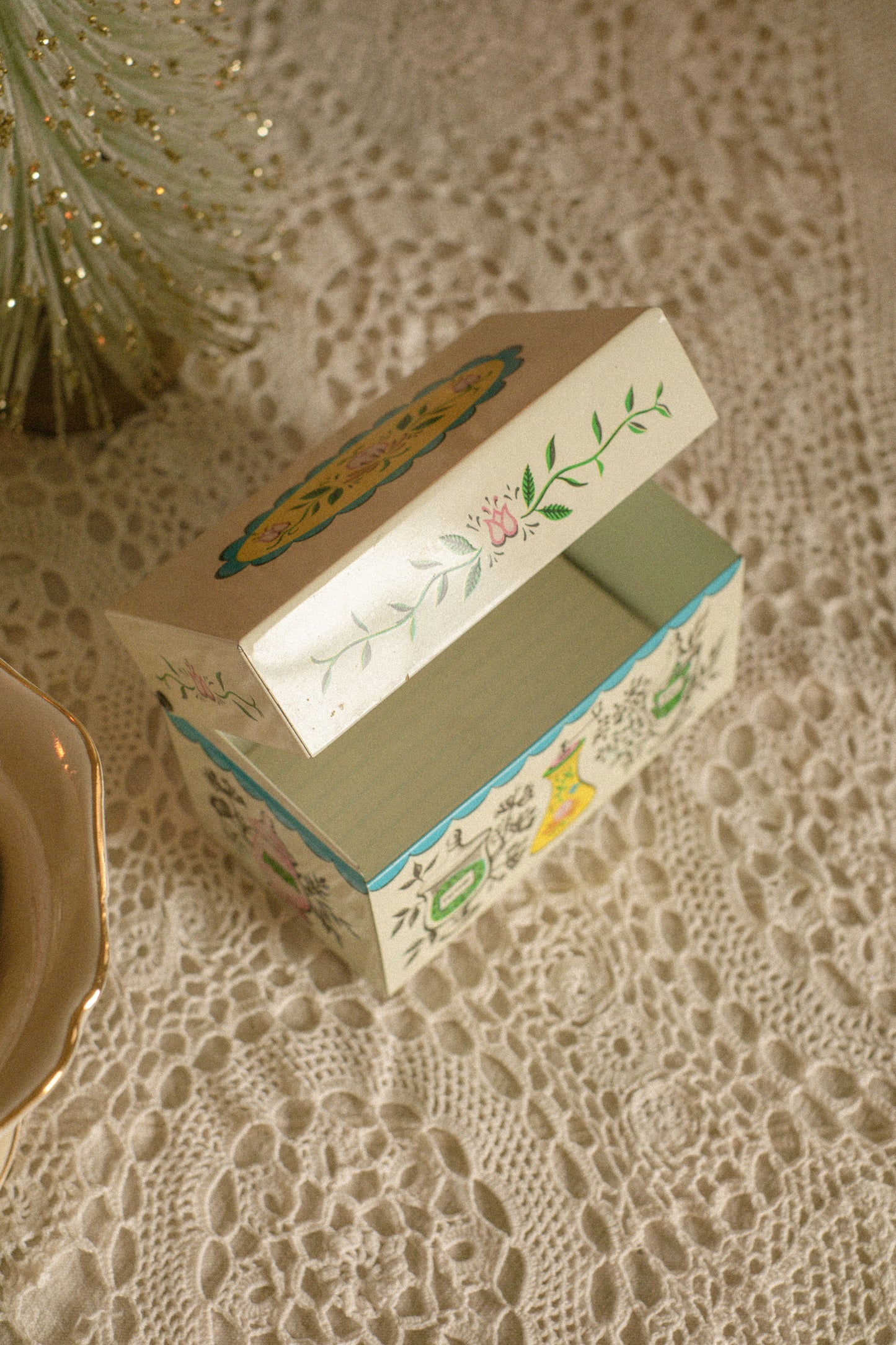 Vintage colourful recipe tin