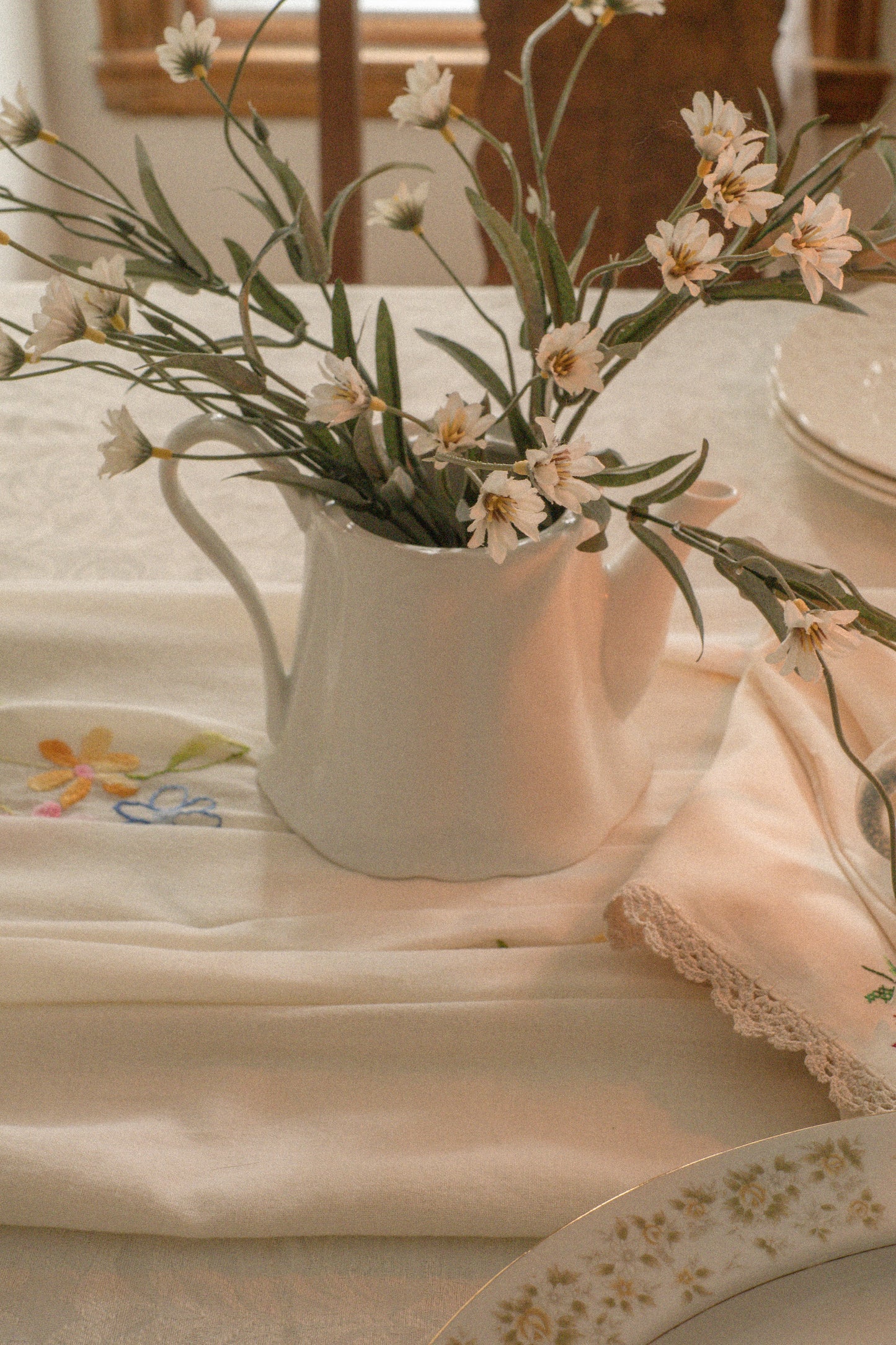 Vintage tea pot - flower pot