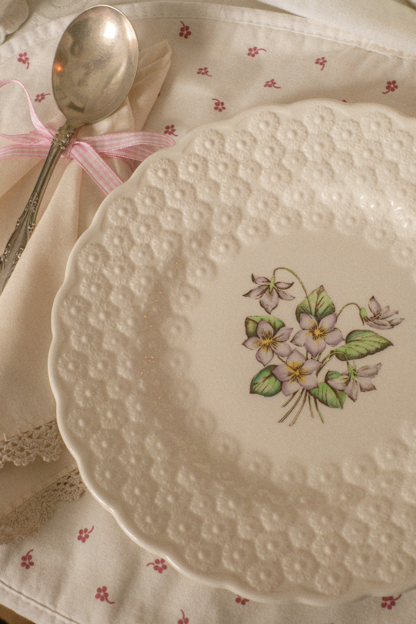 Vintage dainty textured floral plates
