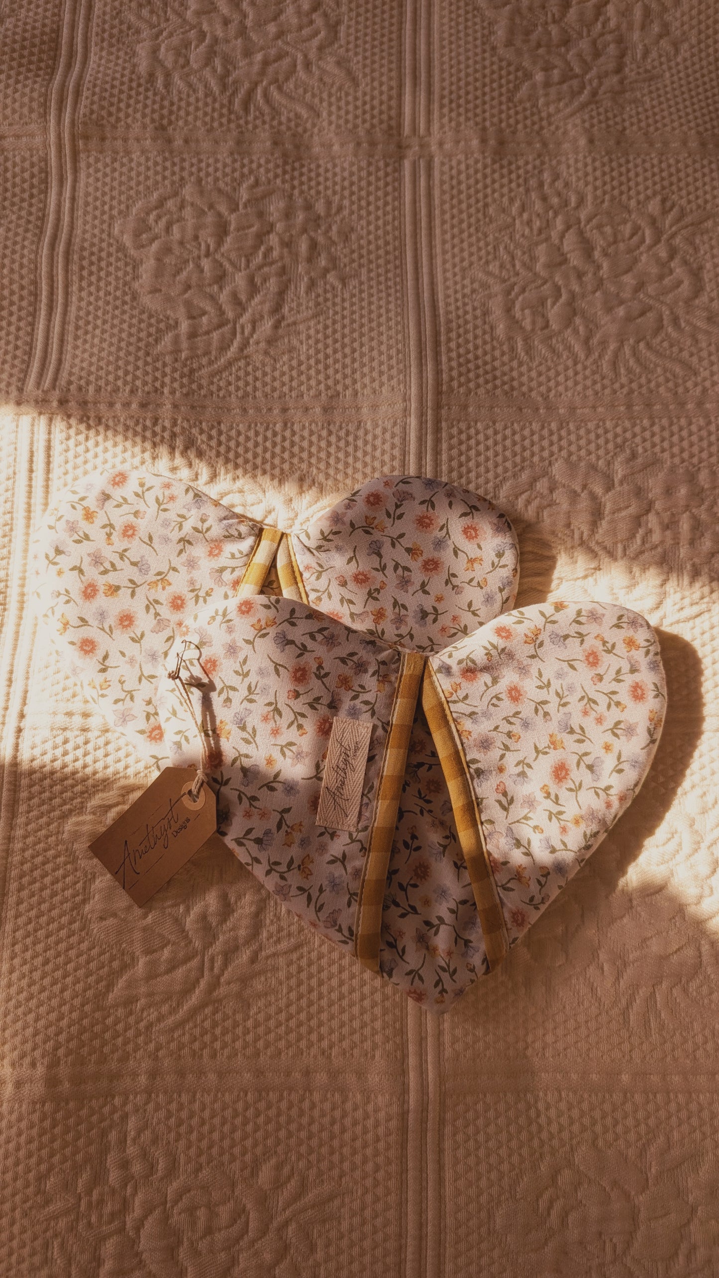 Handmade heart shaped oven mitts - vintage garden
