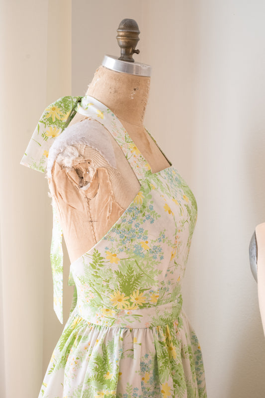 Handmade vintage floral apron set - green meadows
