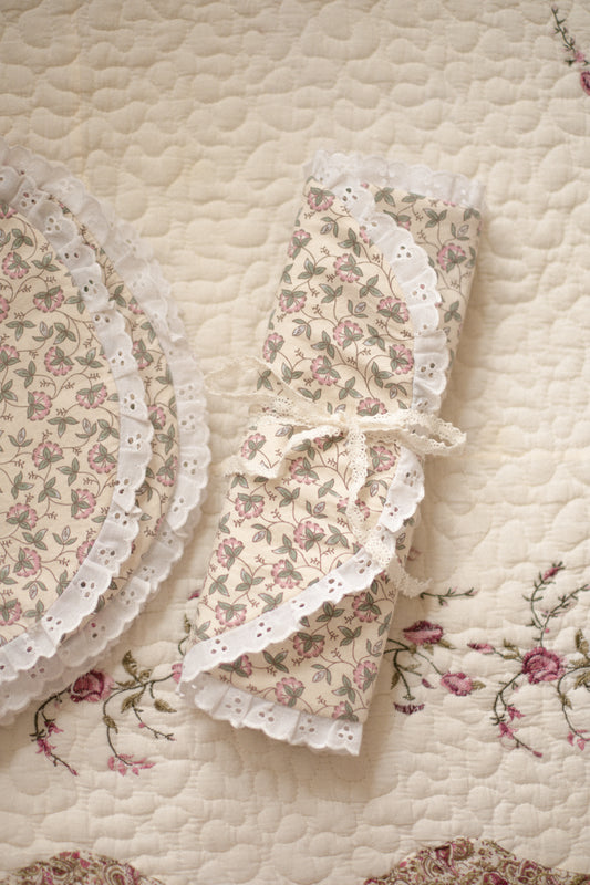 Vintage quilted lacey placemats (set of four)