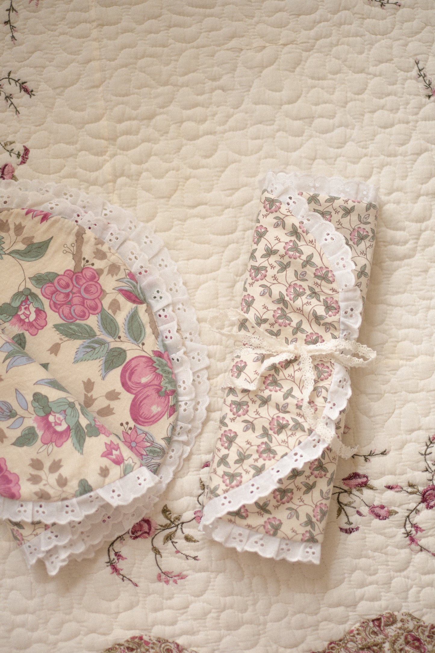 Vintage quilted lacey placemats (set of four)