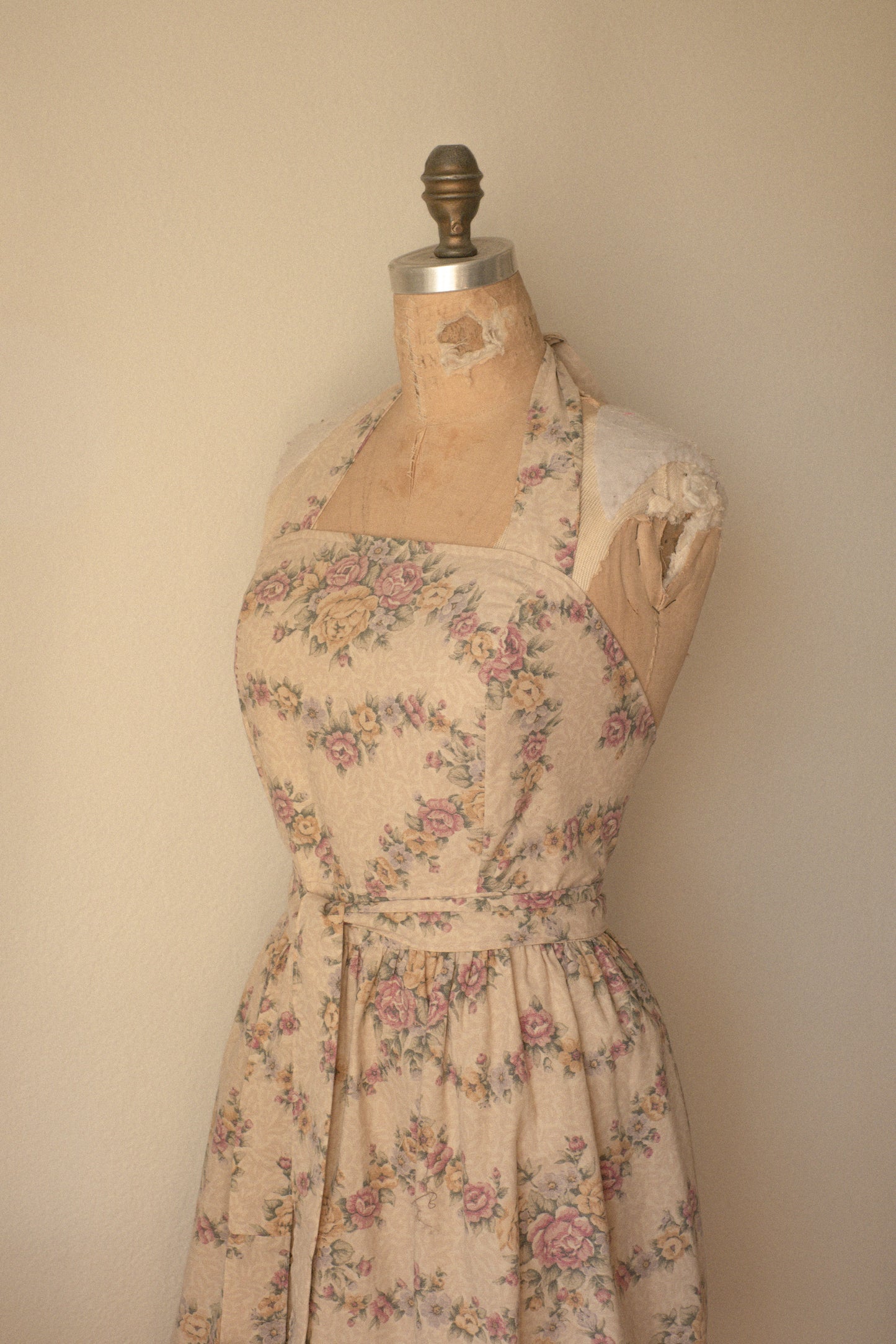 Handmade vintage floral apron - Old love