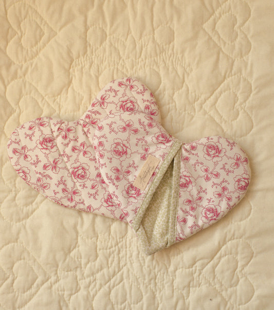 Handmade heart shaped oven mitts (pair) - Rosey
