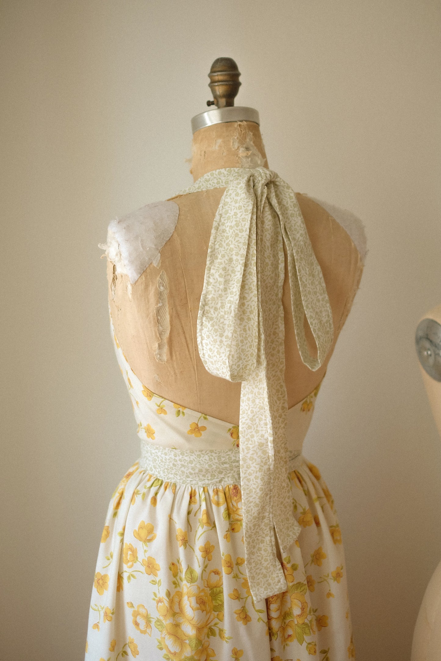 Handmade vintage floral apron - Honey ♡