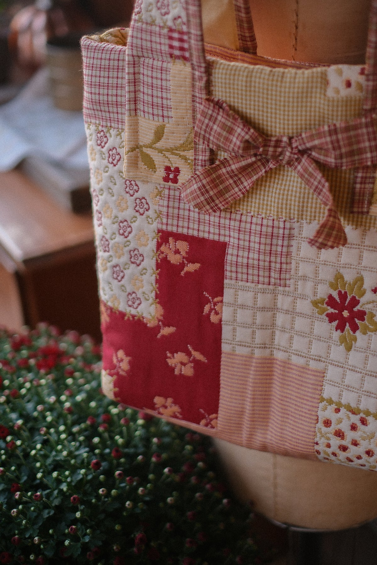Handmade quilted tote - honeycrisp 🍎