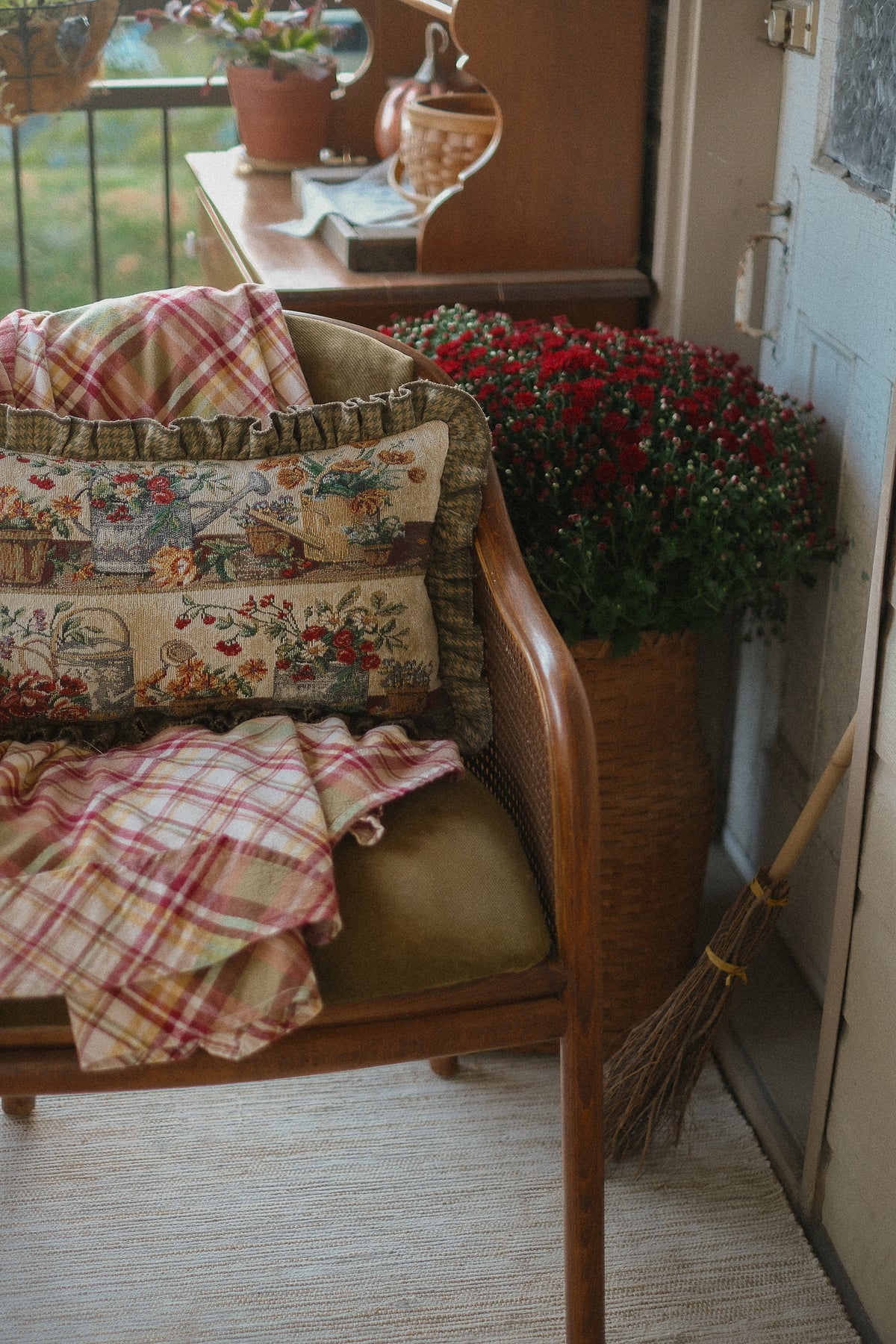 Handmade vintage tapestry pillow 🧺