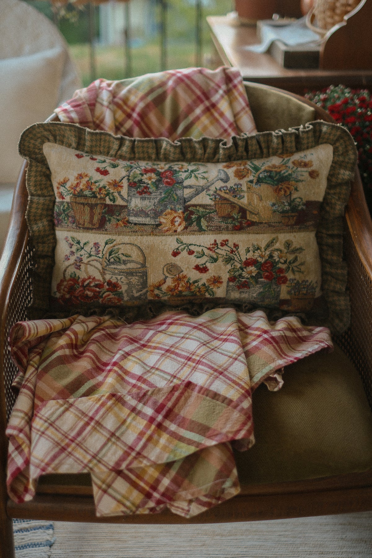 Handmade vintage tapestry pillow 🧺