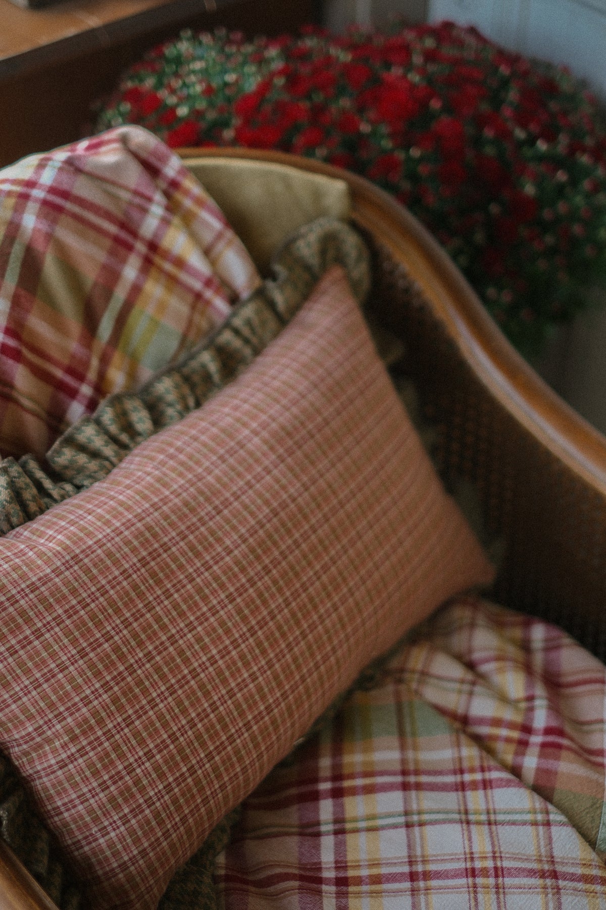 Handmade vintage tapestry pillow 🧺