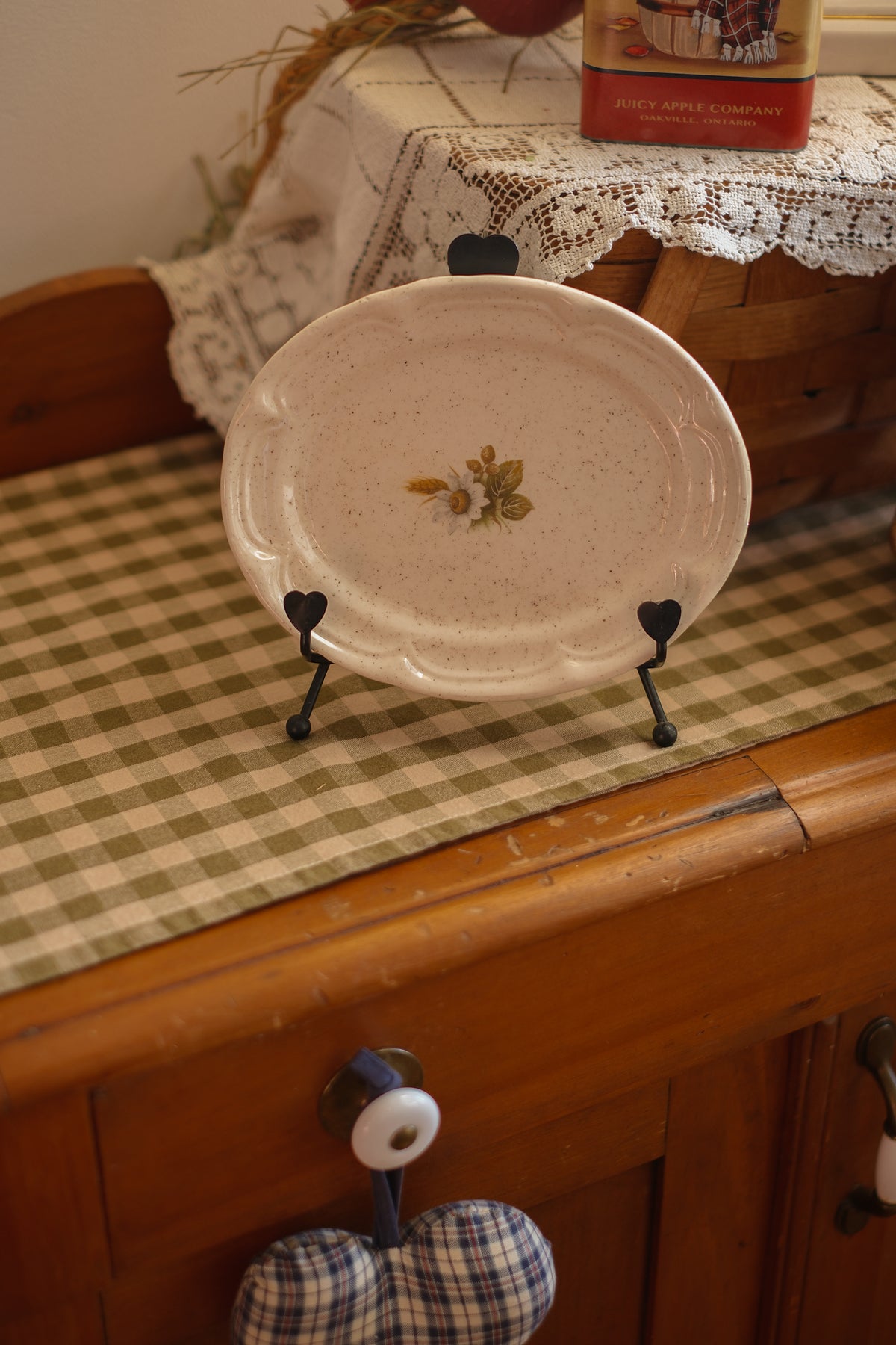 Vintage sunflower trinket plate 🌻