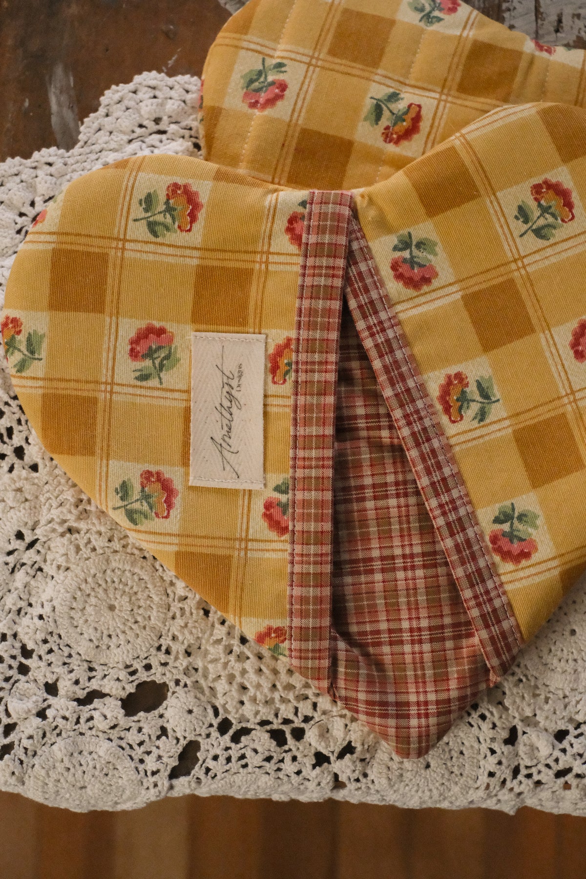 Handmade heart shaped oven mitt set - sunny side up 🌻