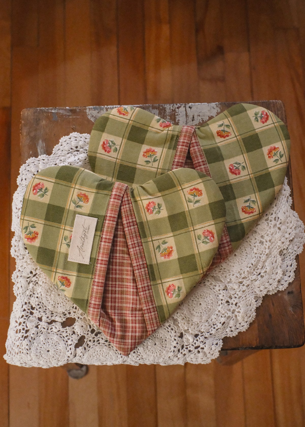 Handmade heart shaped oven mitt set - pomme verte🍏
